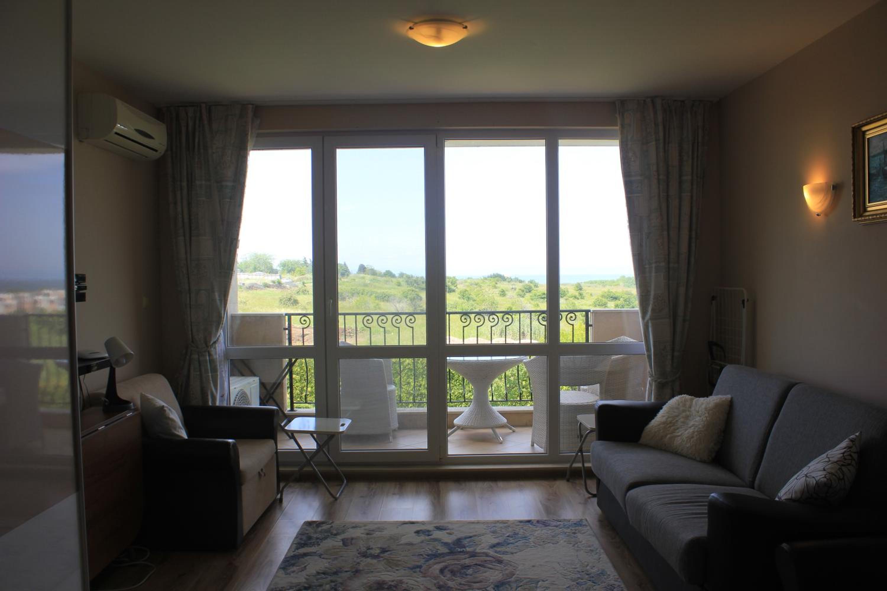 Studio Apartment with Sea View photo 2