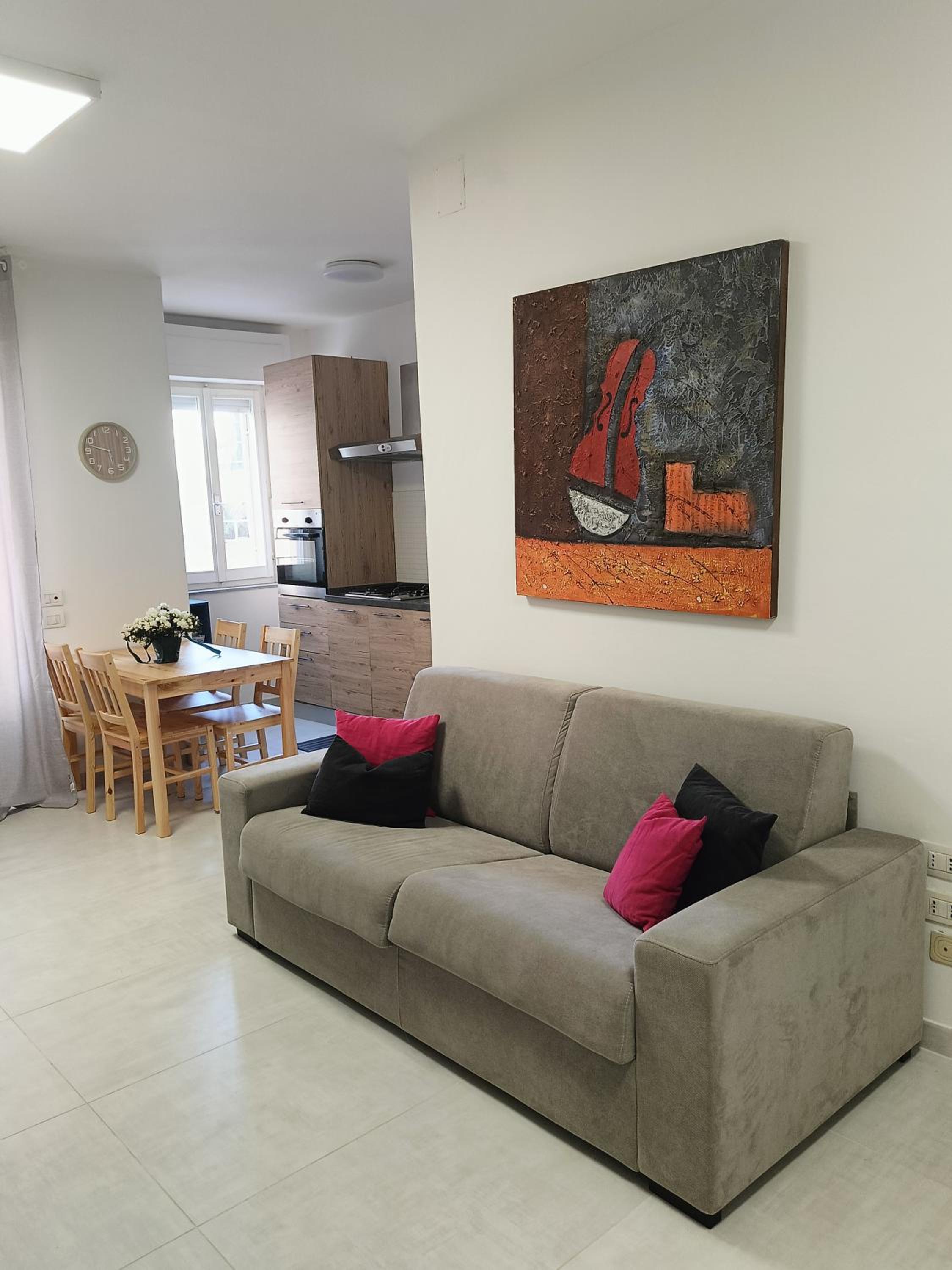 One-Bedroom Apartment