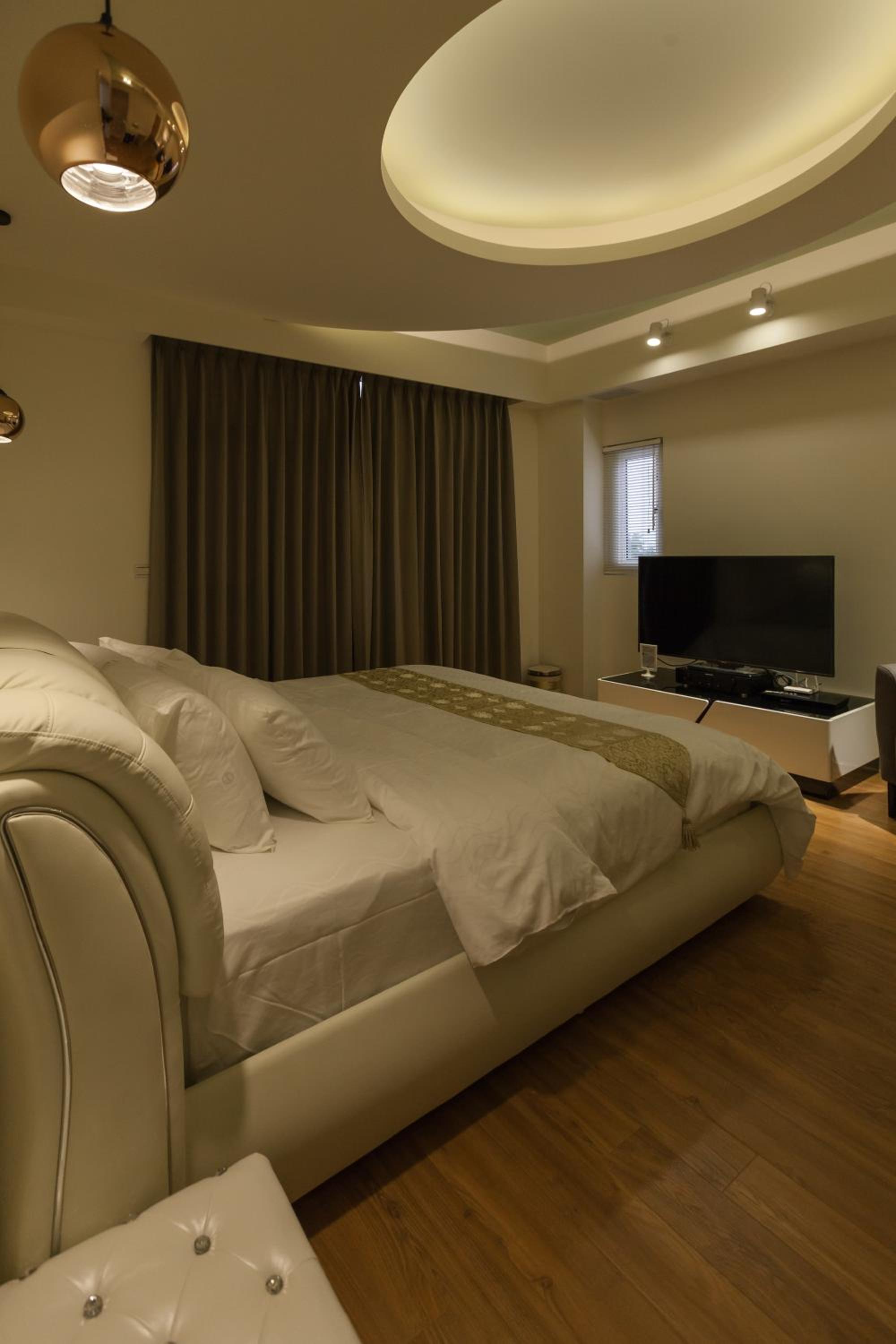 Deluxe Double Room with Bath - Third Floor photo 2