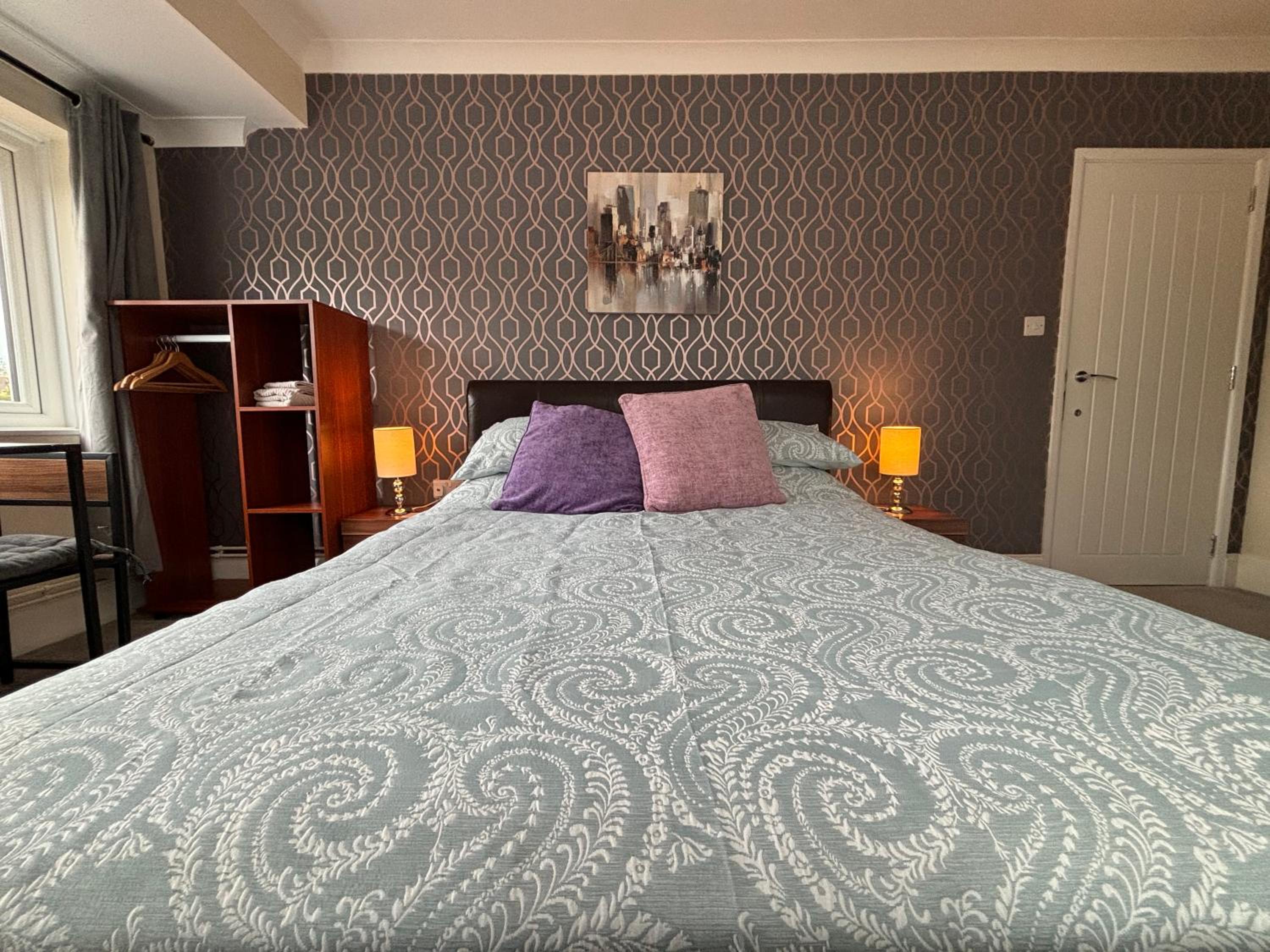 Double Room - Photo 11