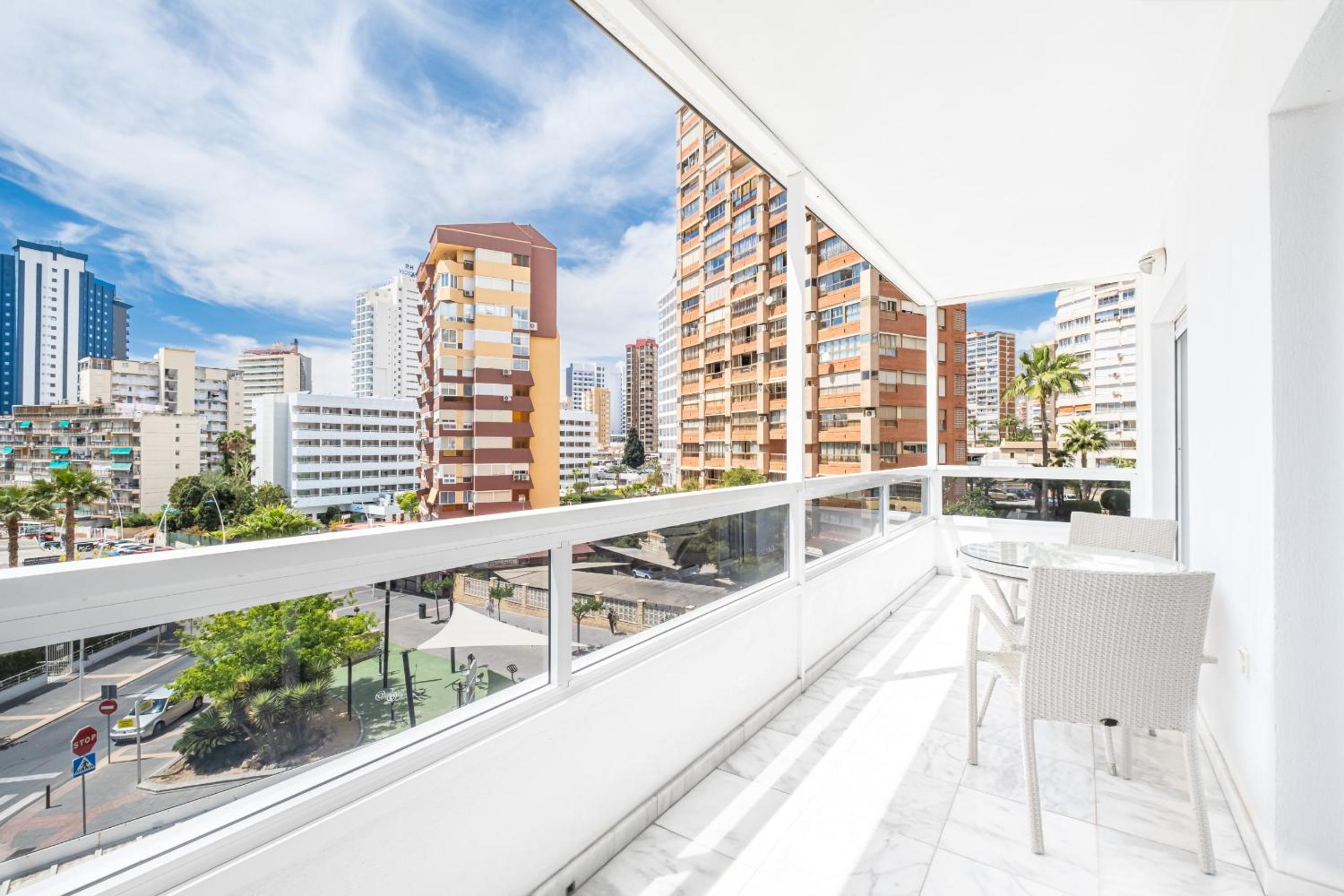 One-Bedroom Apartment with Terrace - Photo 2