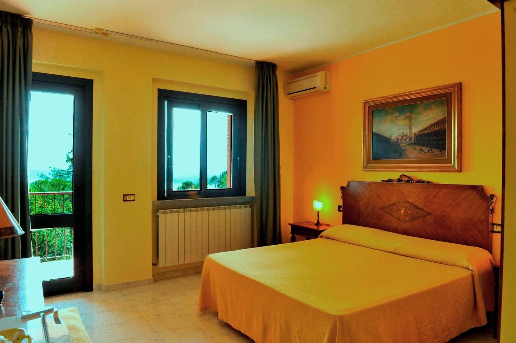 Superior Double Room - Photo 1