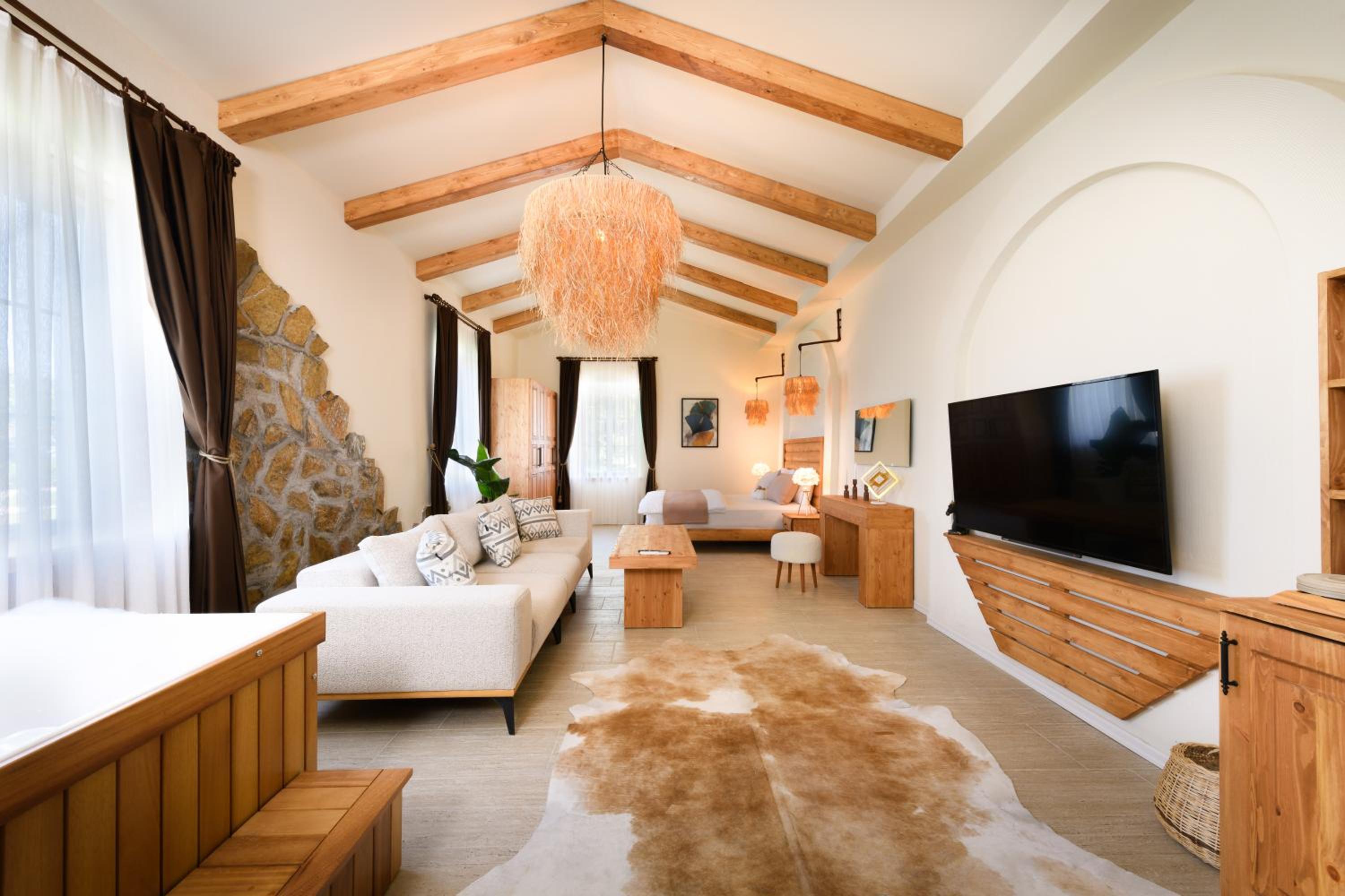 Suite With Garden View photo 3