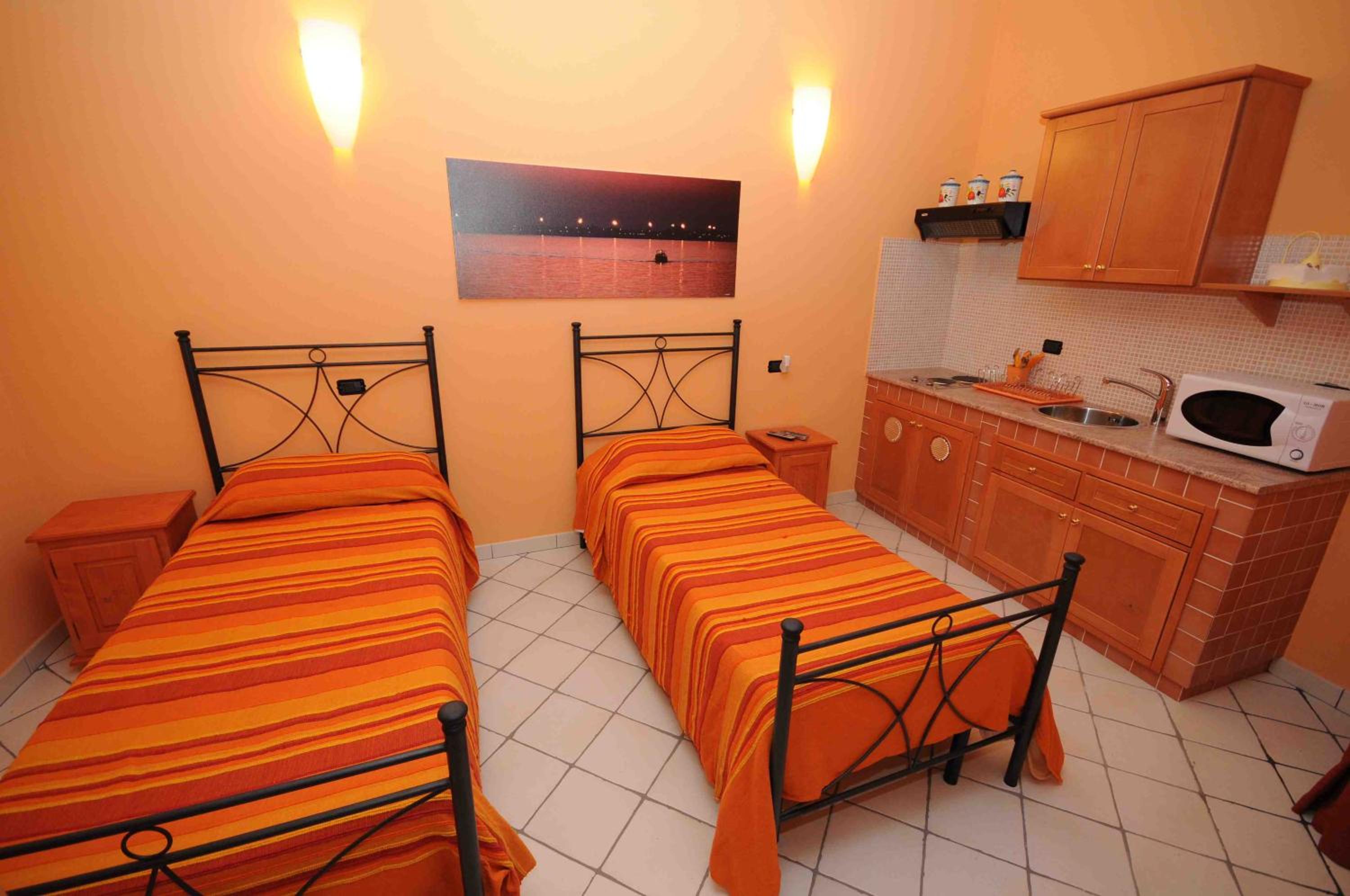 Large Double Room photo 2