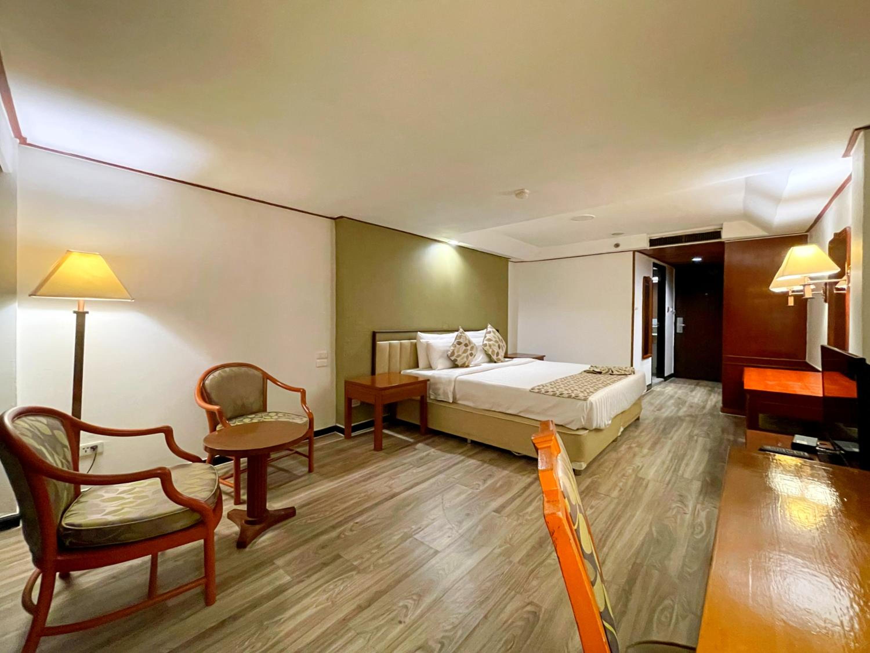 Superior King Room photo 1