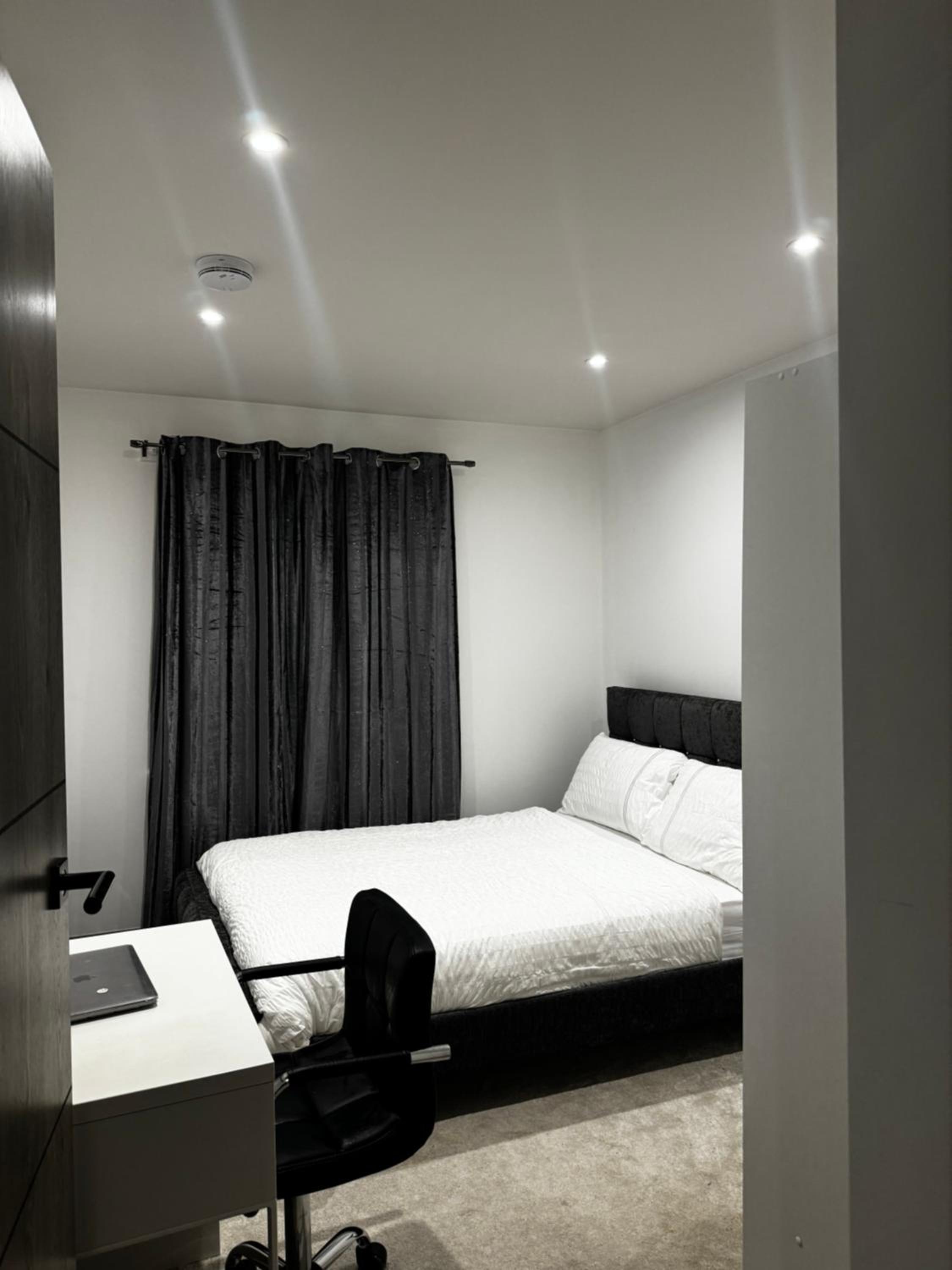 Double Room with Private Bathroom photo 3