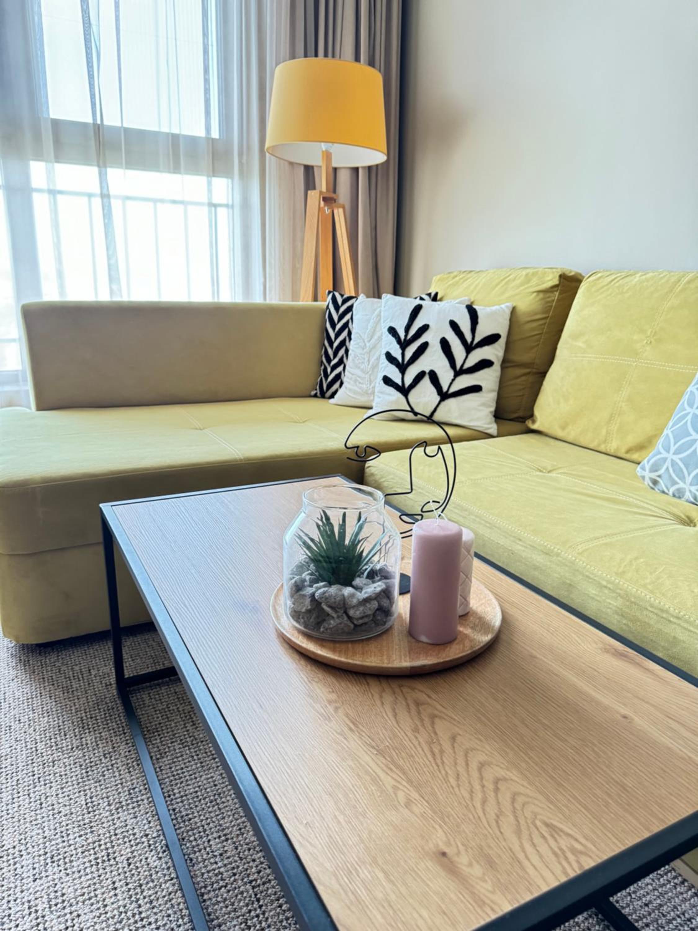 One-Bedroom Apartment - Photo 9