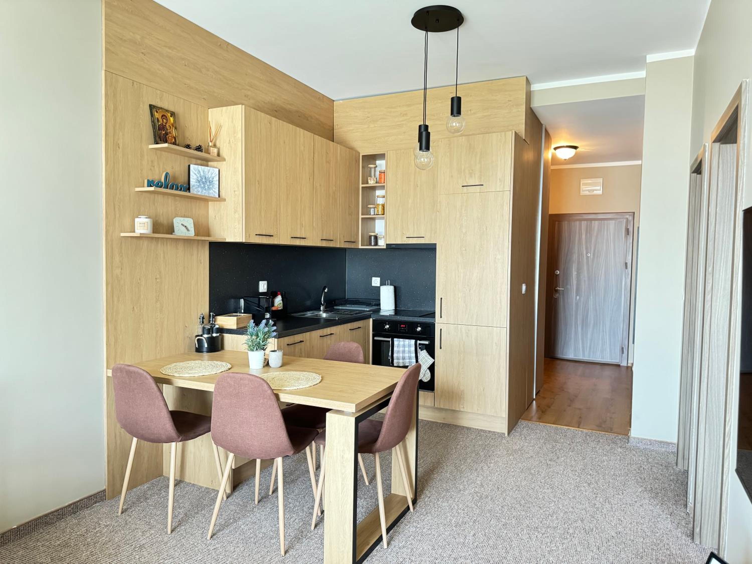 One-Bedroom Apartment - Photo 14