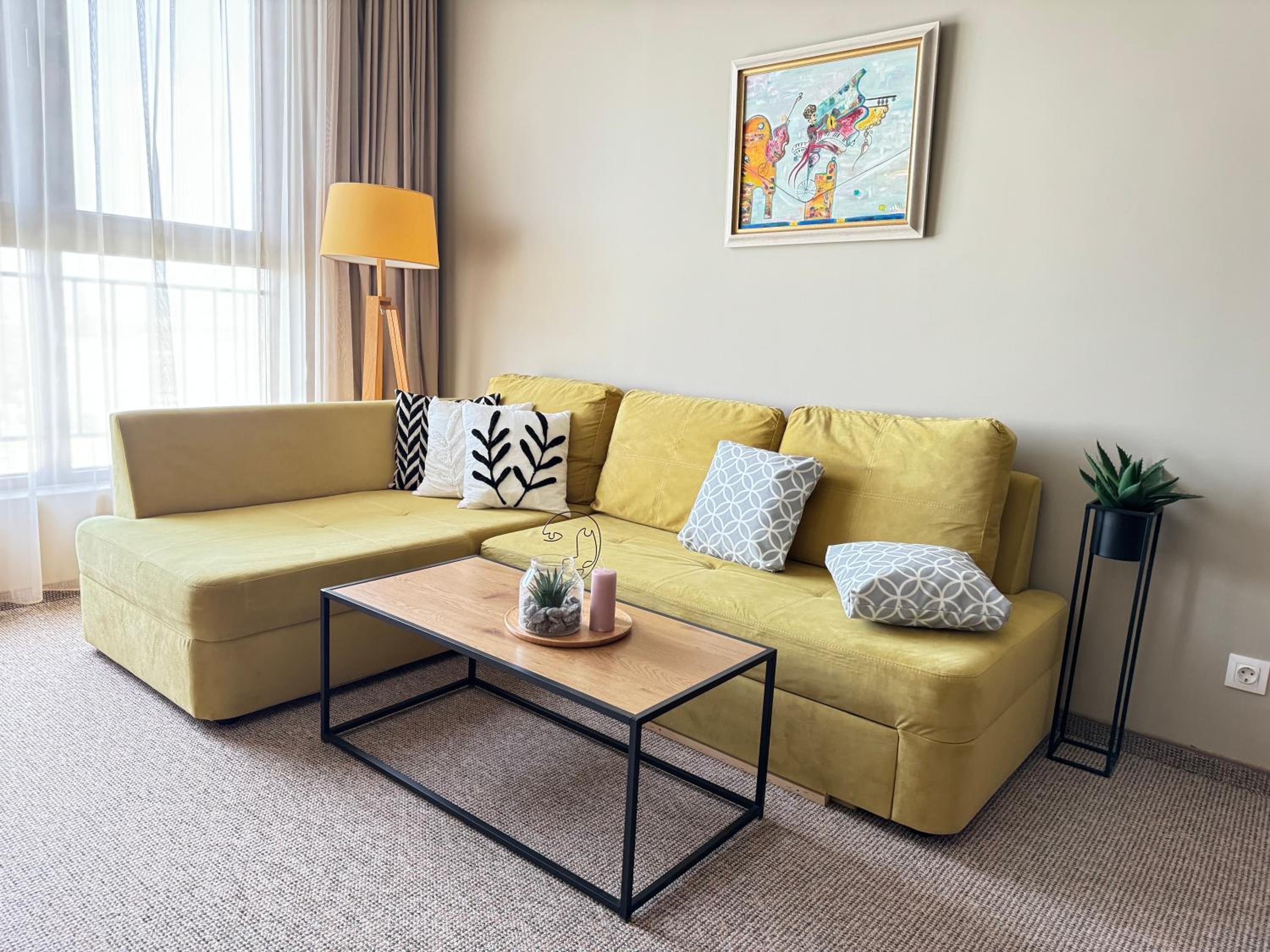 One-Bedroom Apartment - Photo 15