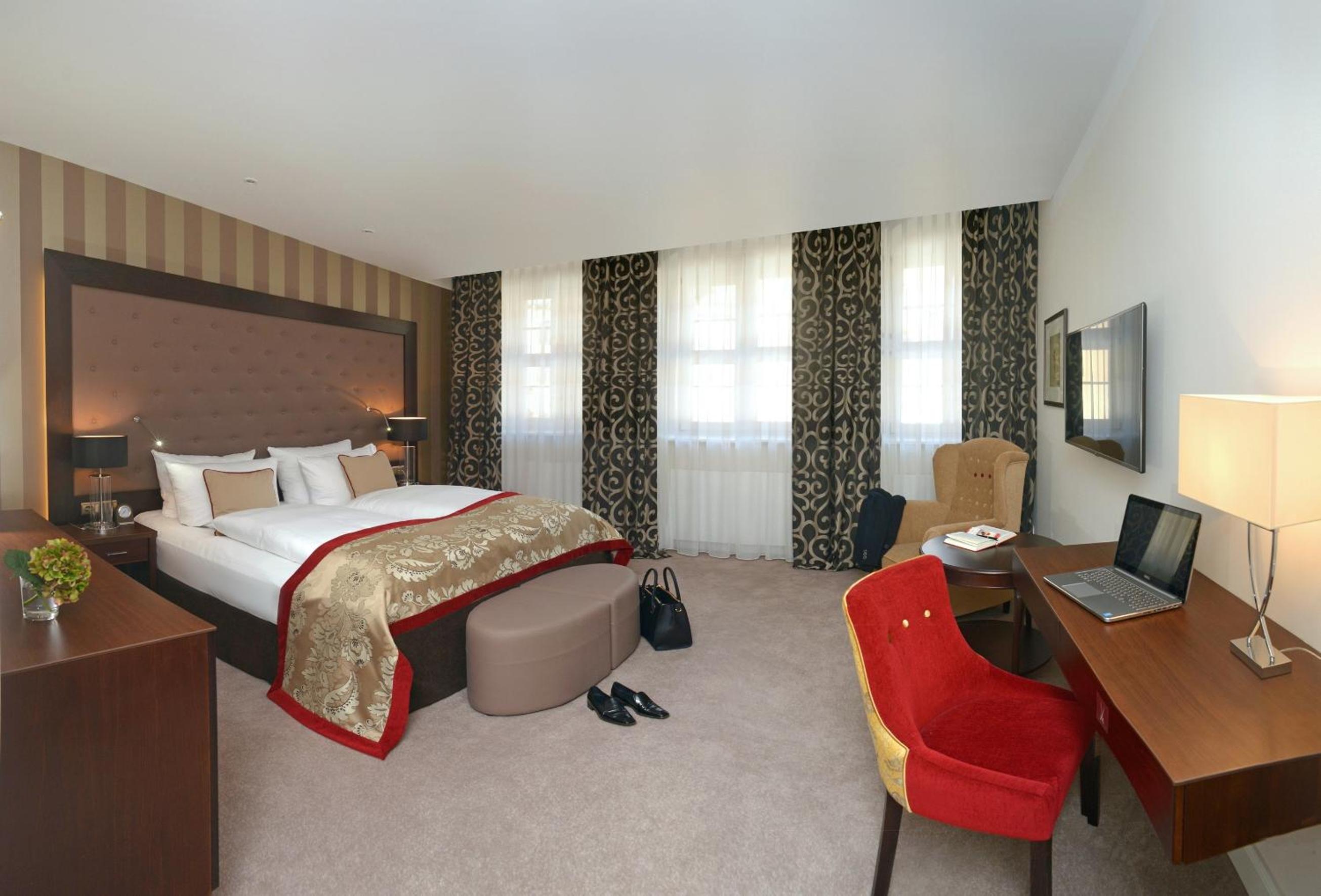Deluxe Double Room photo 2