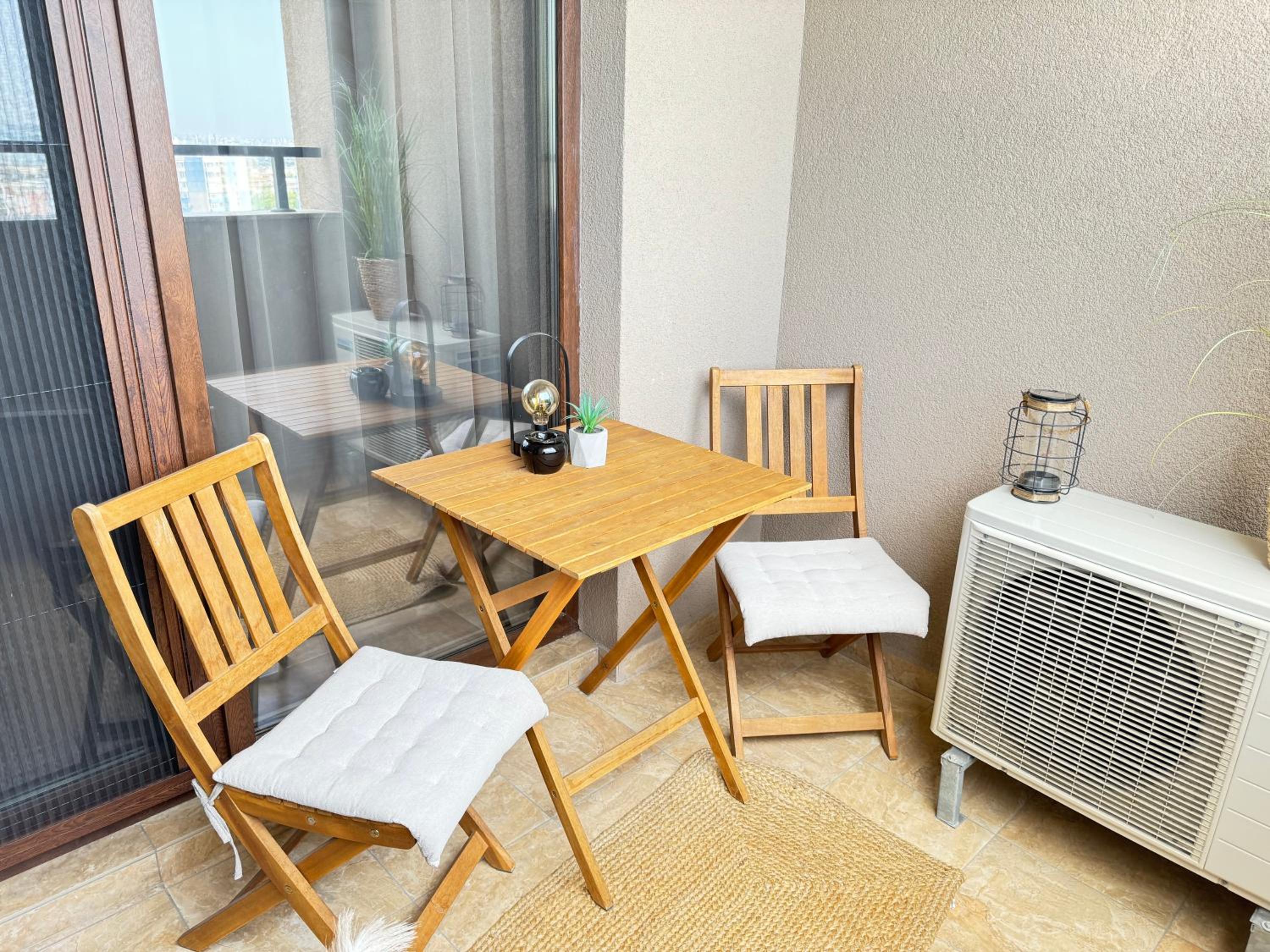 One-Bedroom Apartment - Photo 22