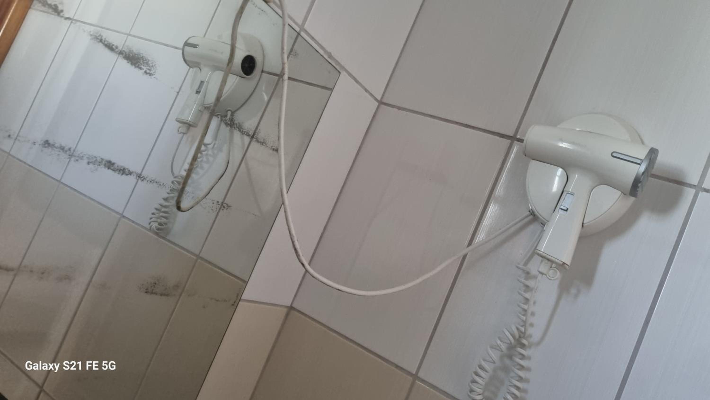 Standard Double Room - Photo 4