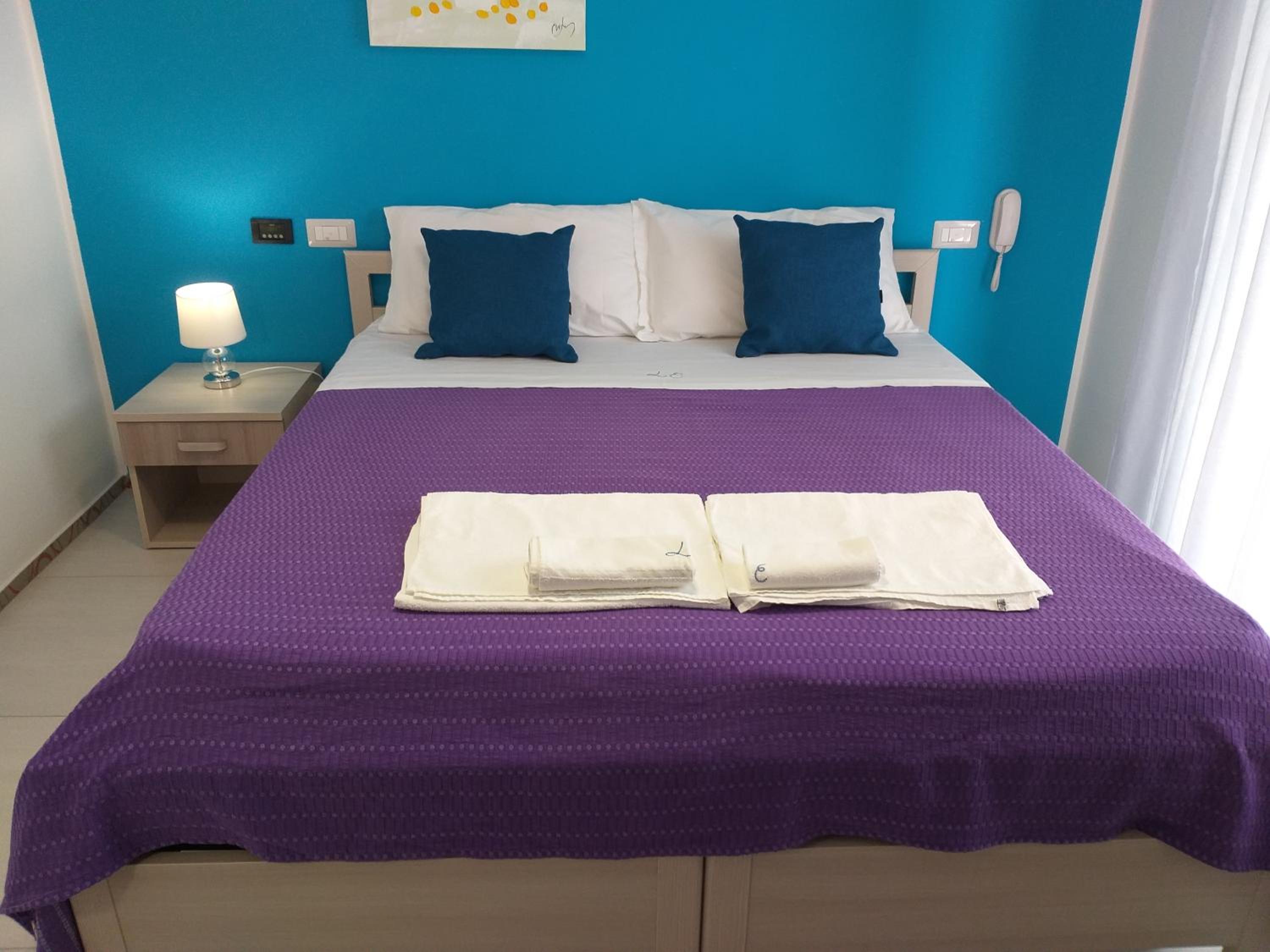 One-Bedroom House - Photo 1
