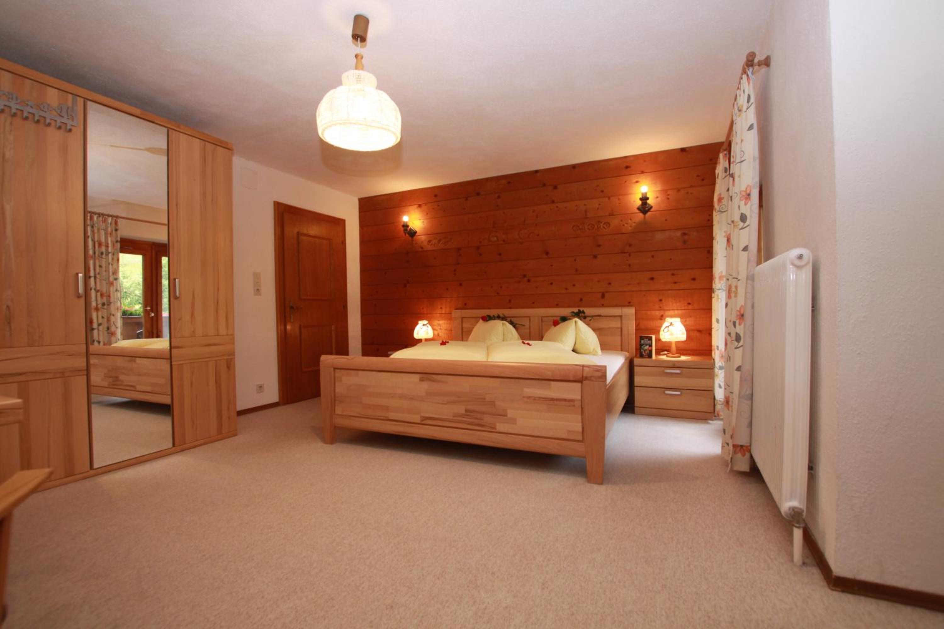 Studio Apartment photo 1