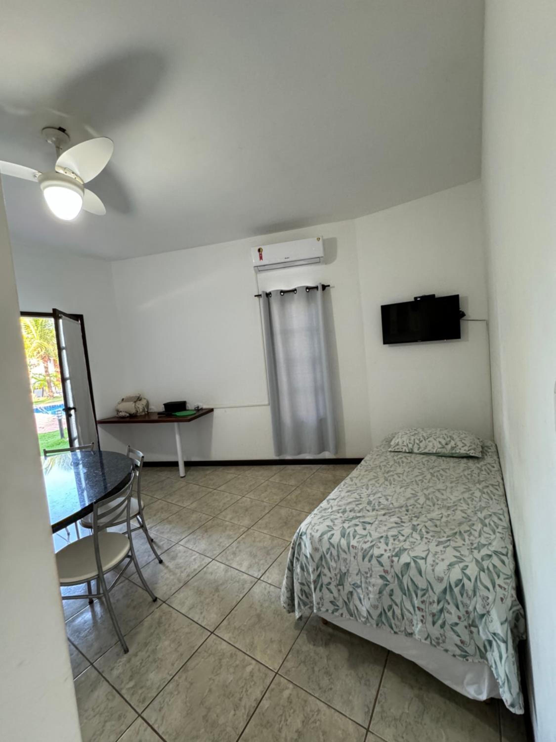 Apartment - Photo 2