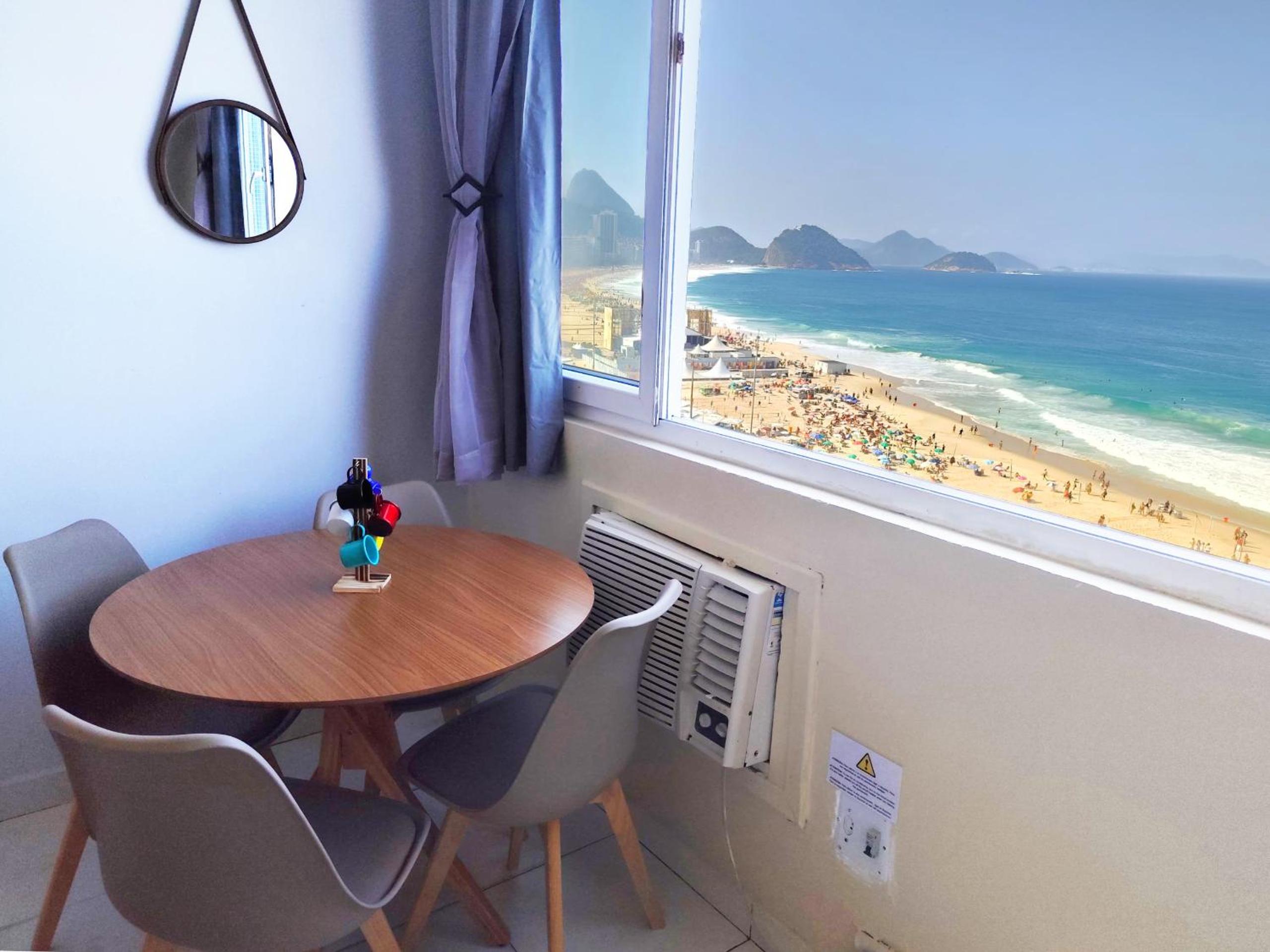 Apartment with Sea View - Photo 3