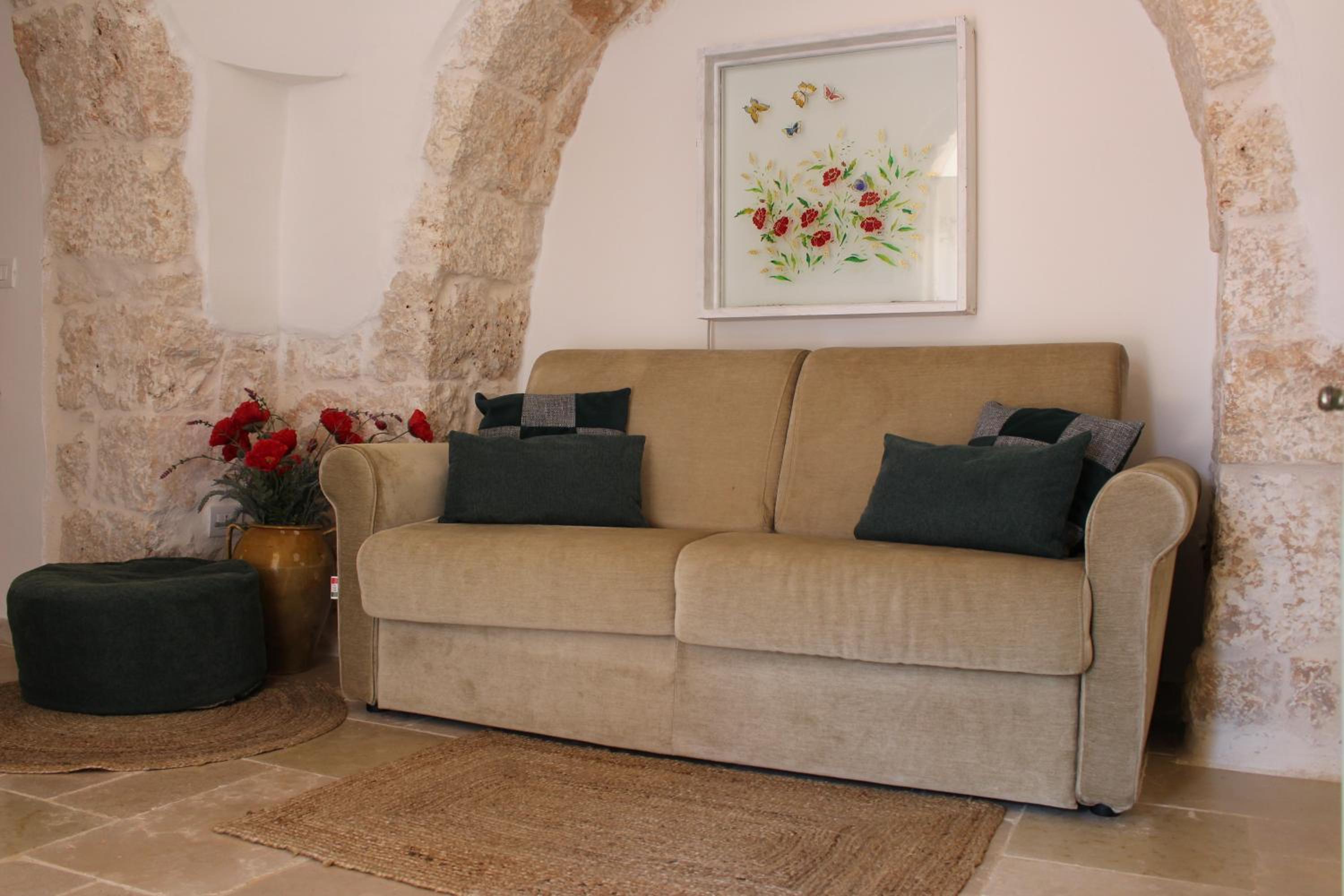 One-Bedroom Apartment - Photo 22