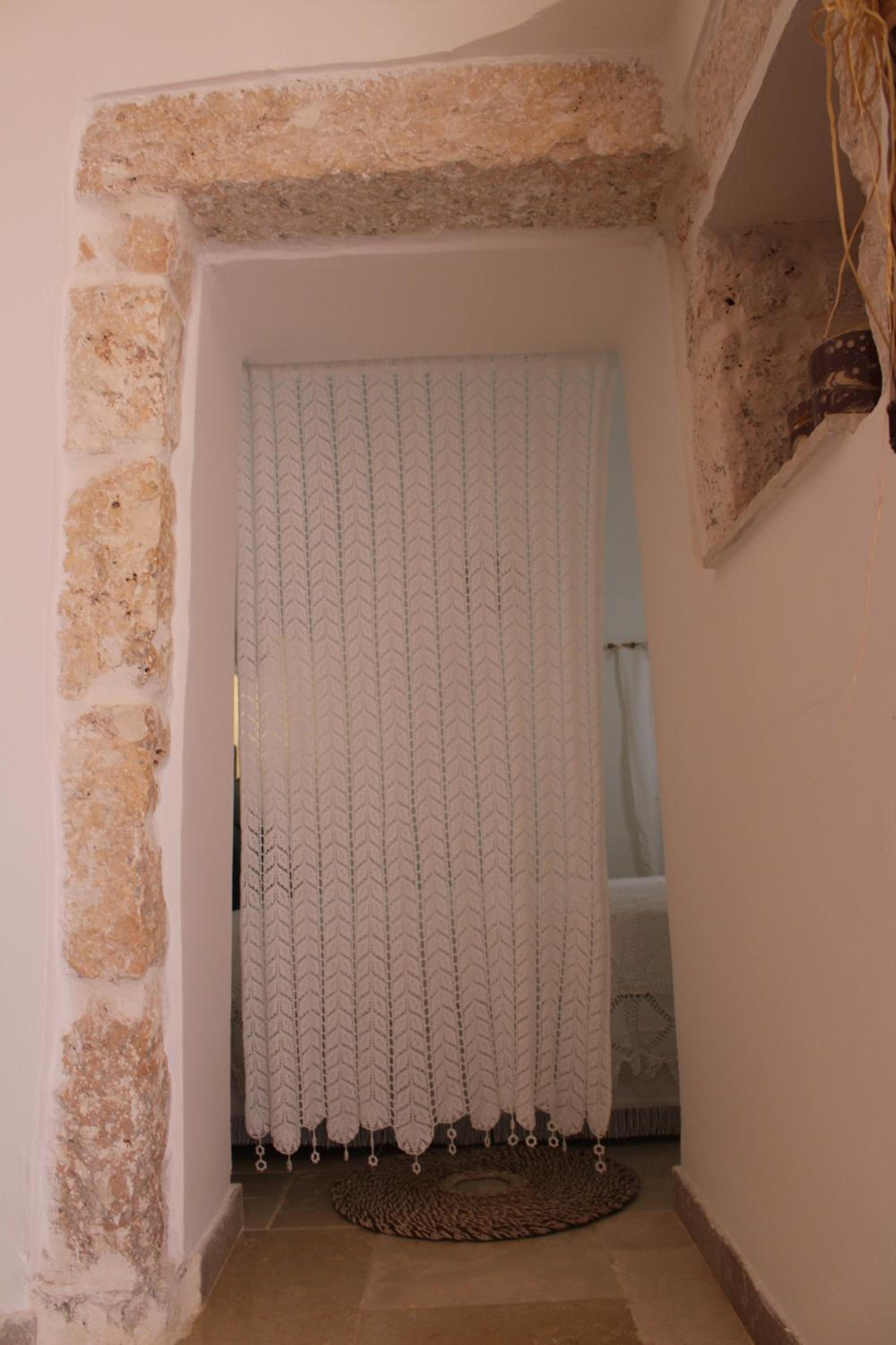 One-Bedroom Apartment - Photo 19