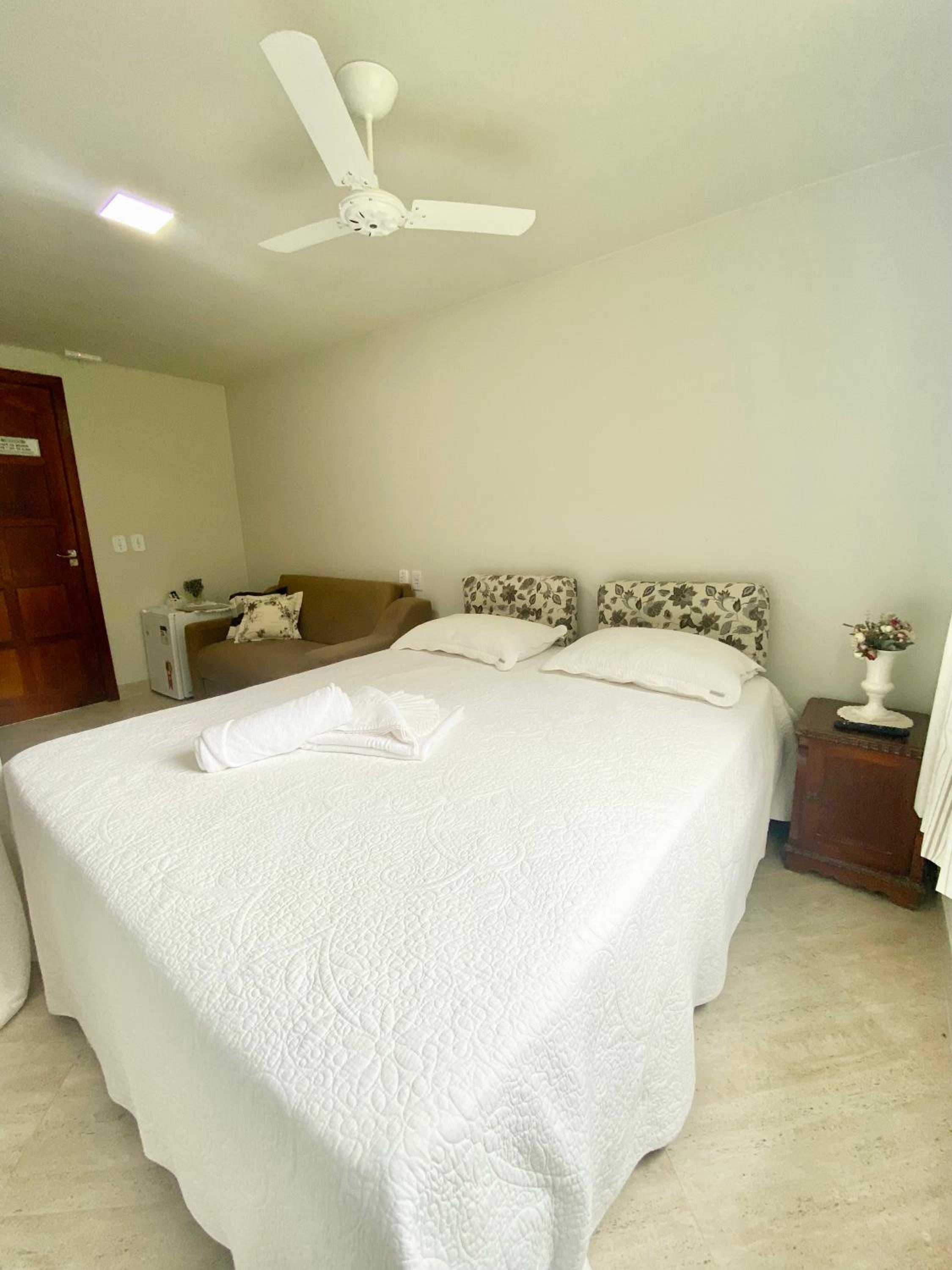 Double Room with Private Bathroom photo 1
