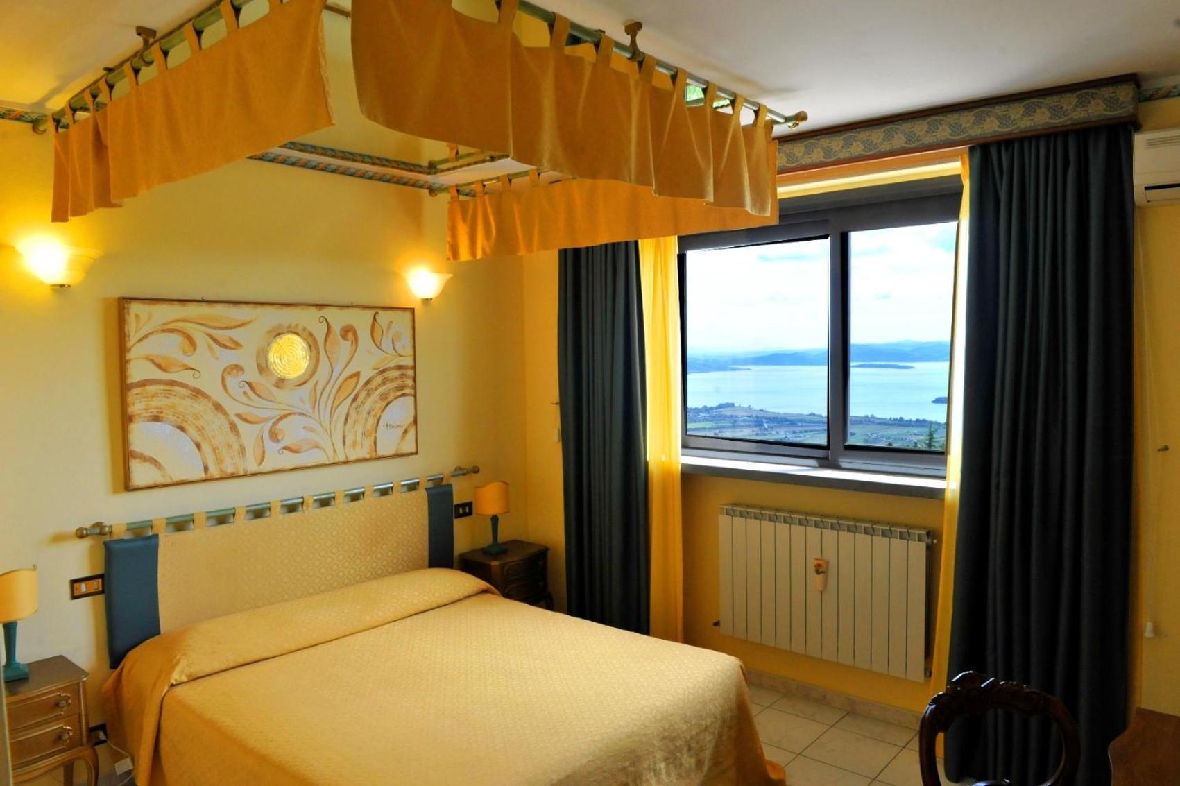 Standard Double Room - Photo 1