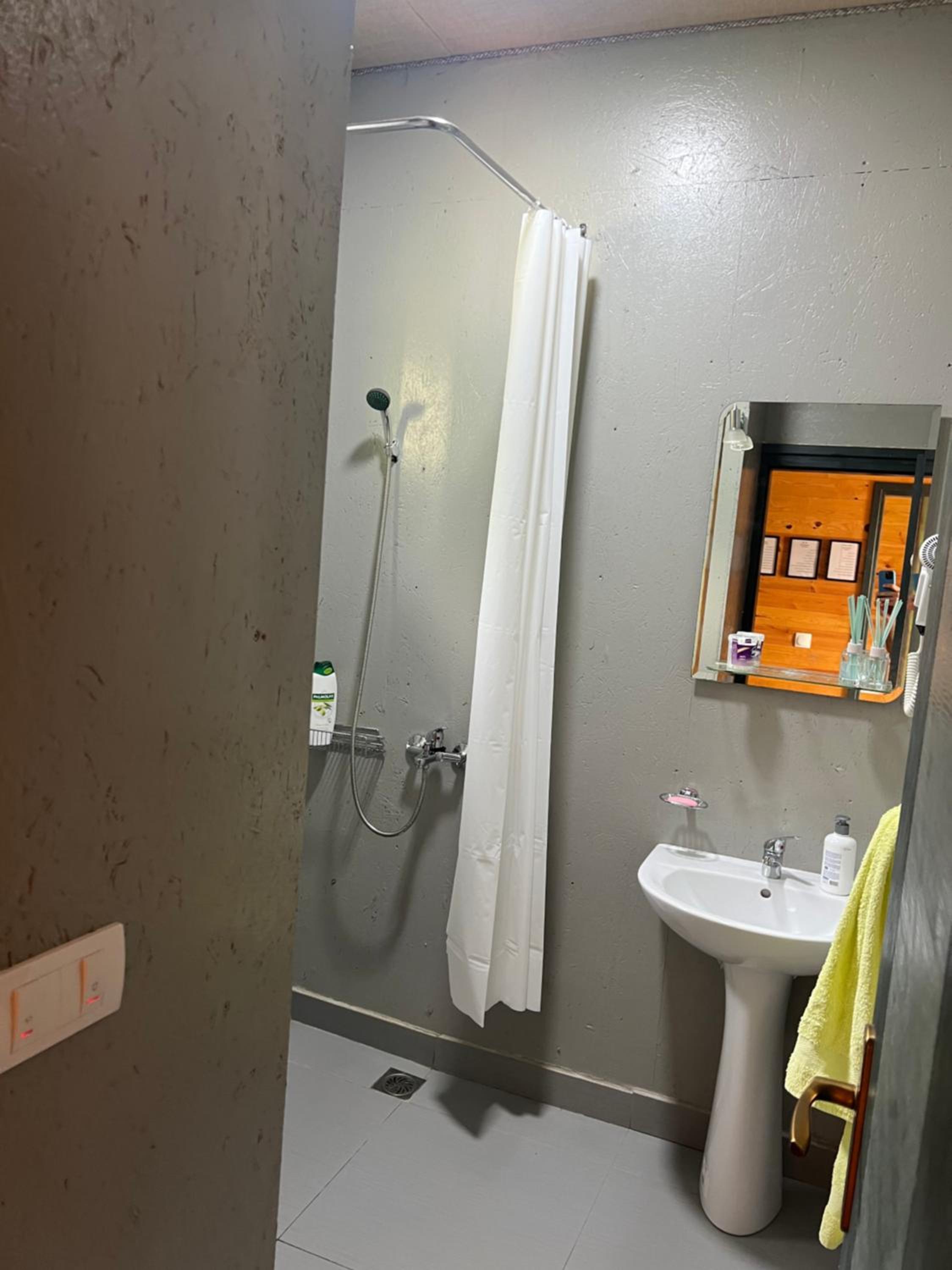 One-Bedroom House photo 3