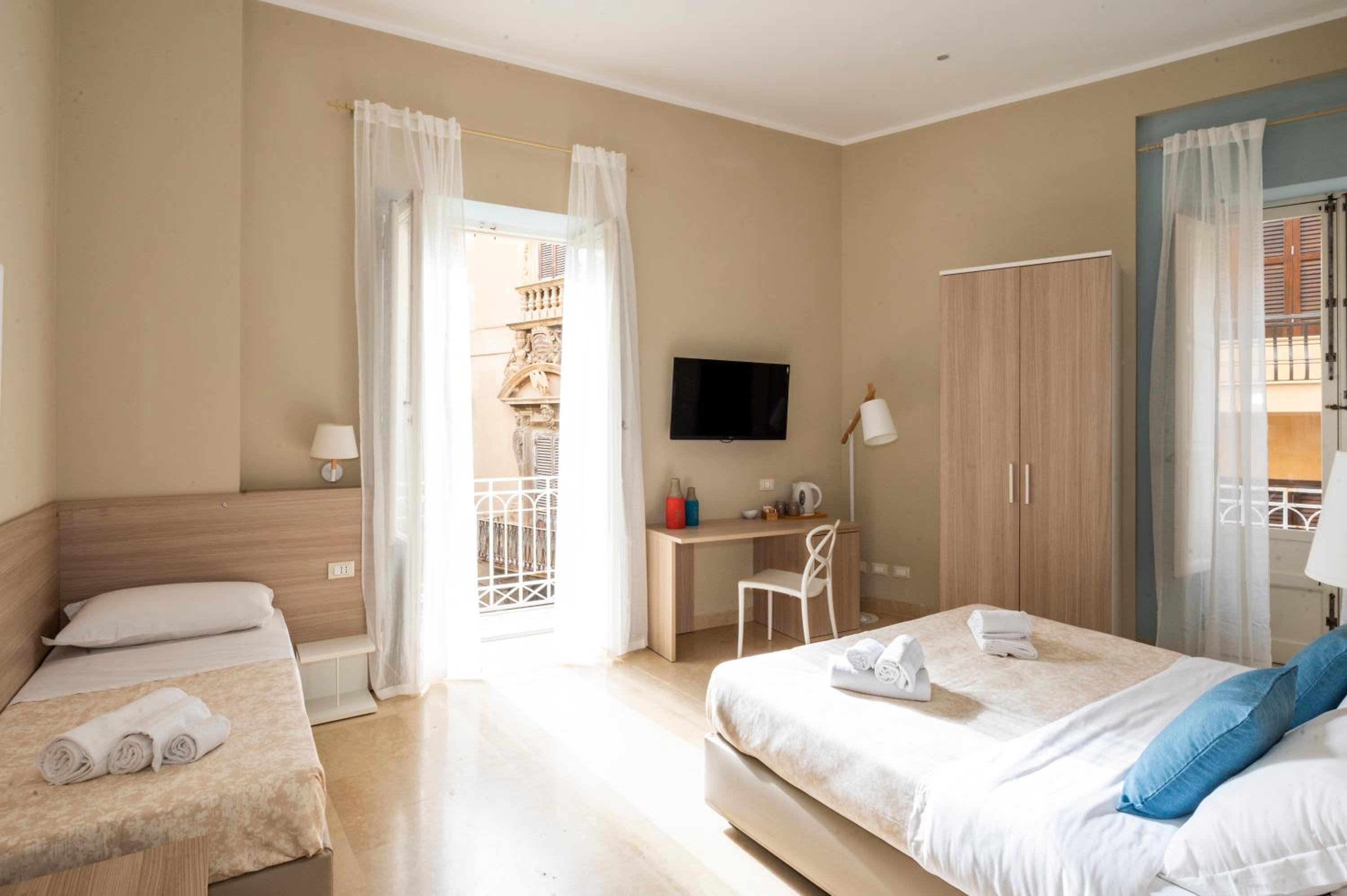 Deluxe Triple Room photo 1