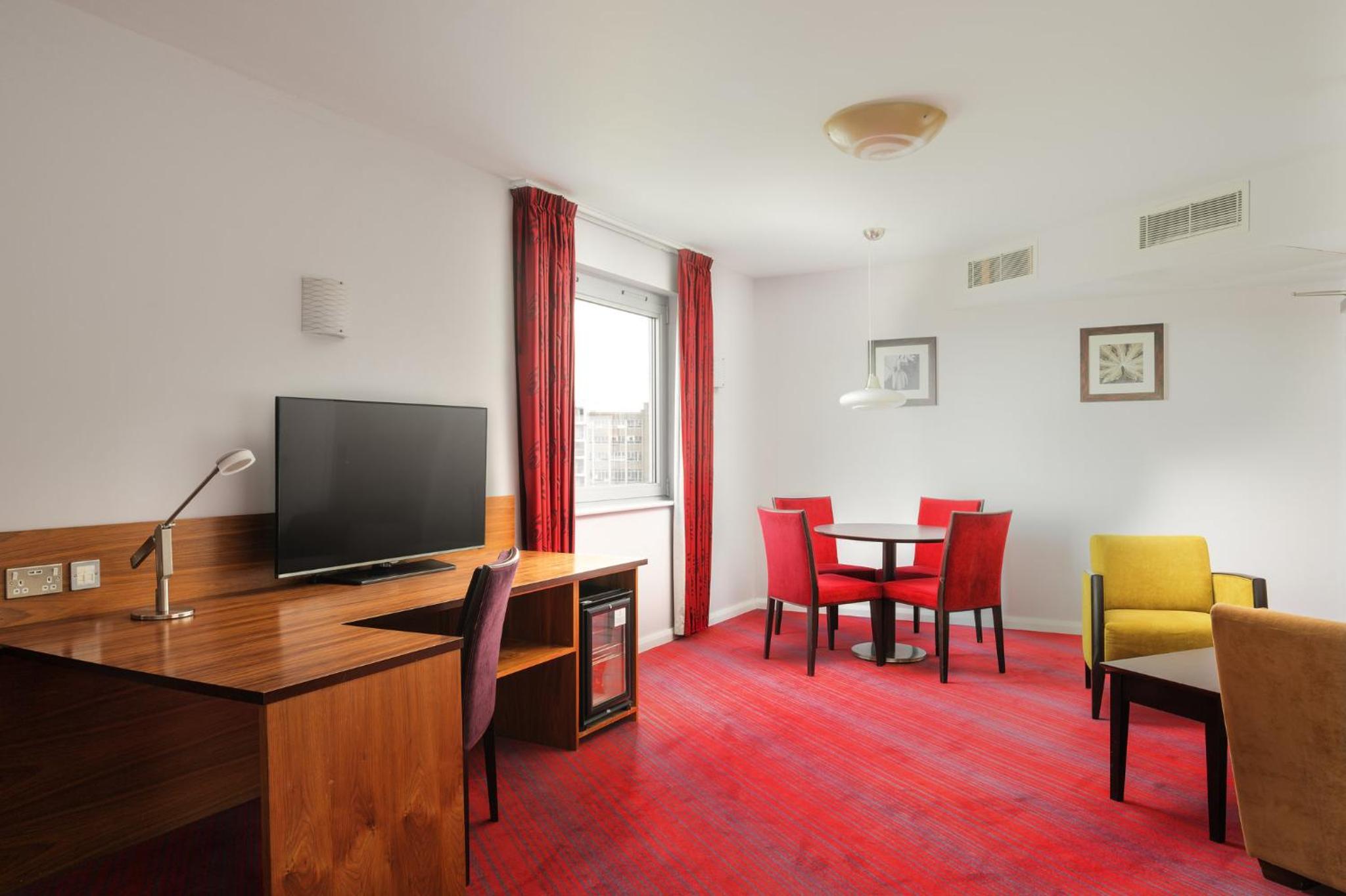 Premium Room - Photo 5