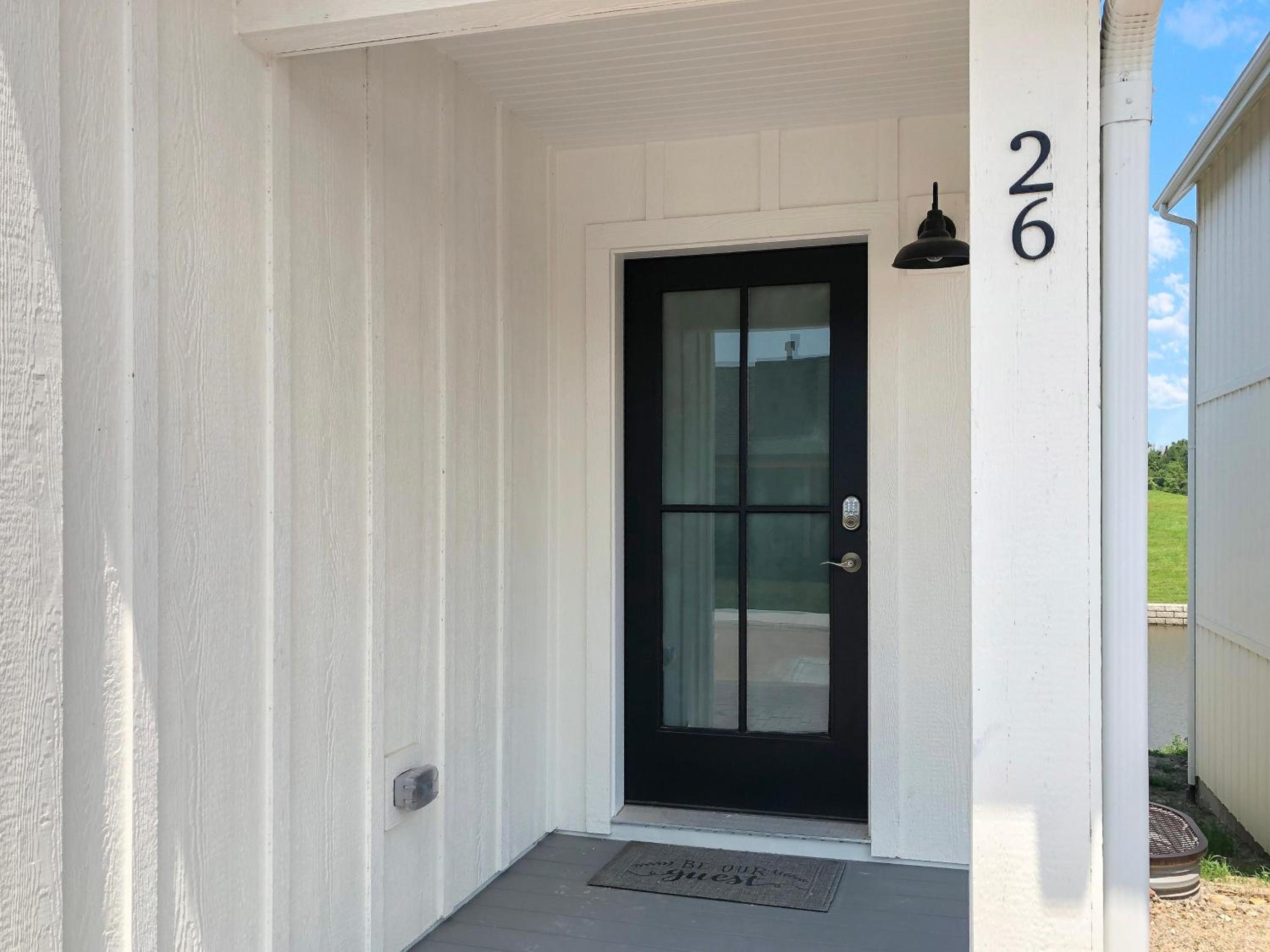 Three-Bedroom Vacation Home  photo 2