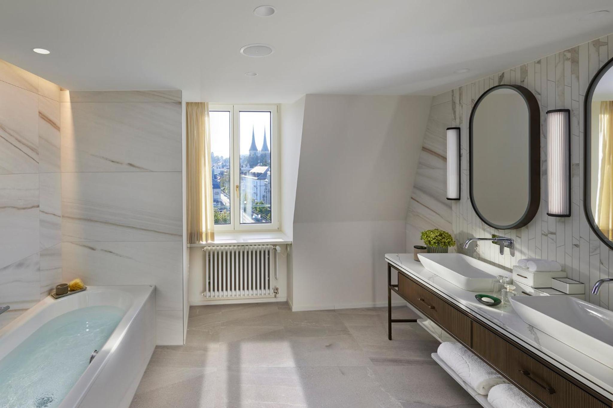 Panoramic Junior Suite - Photo 2