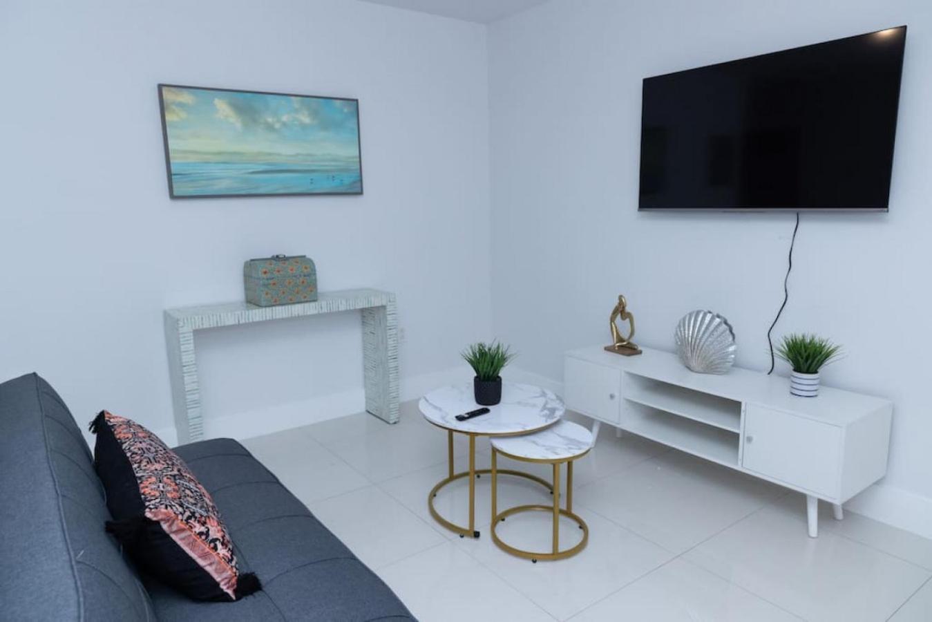 Apartment with Park View photo 1