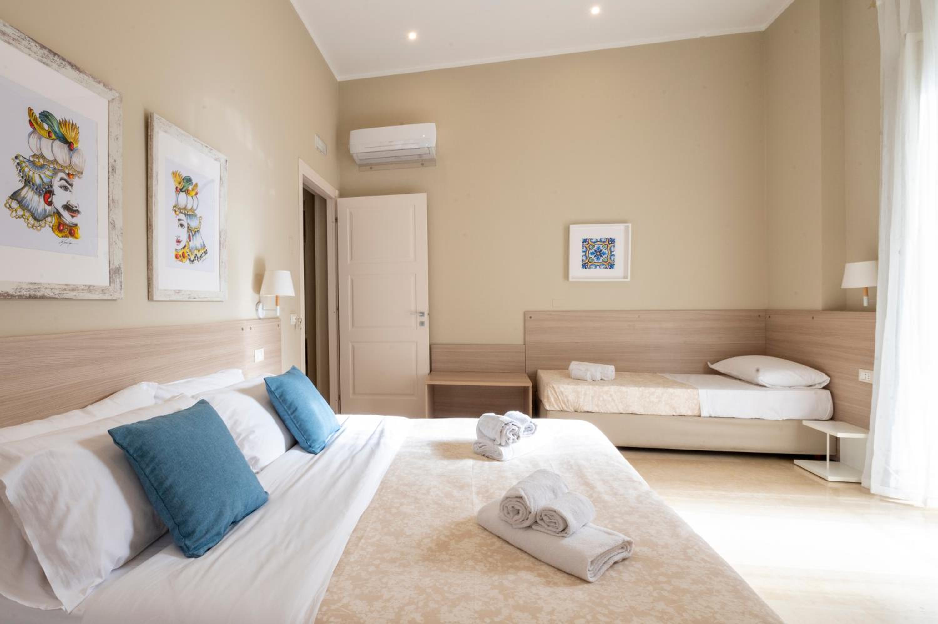 Deluxe Triple Room photo 2