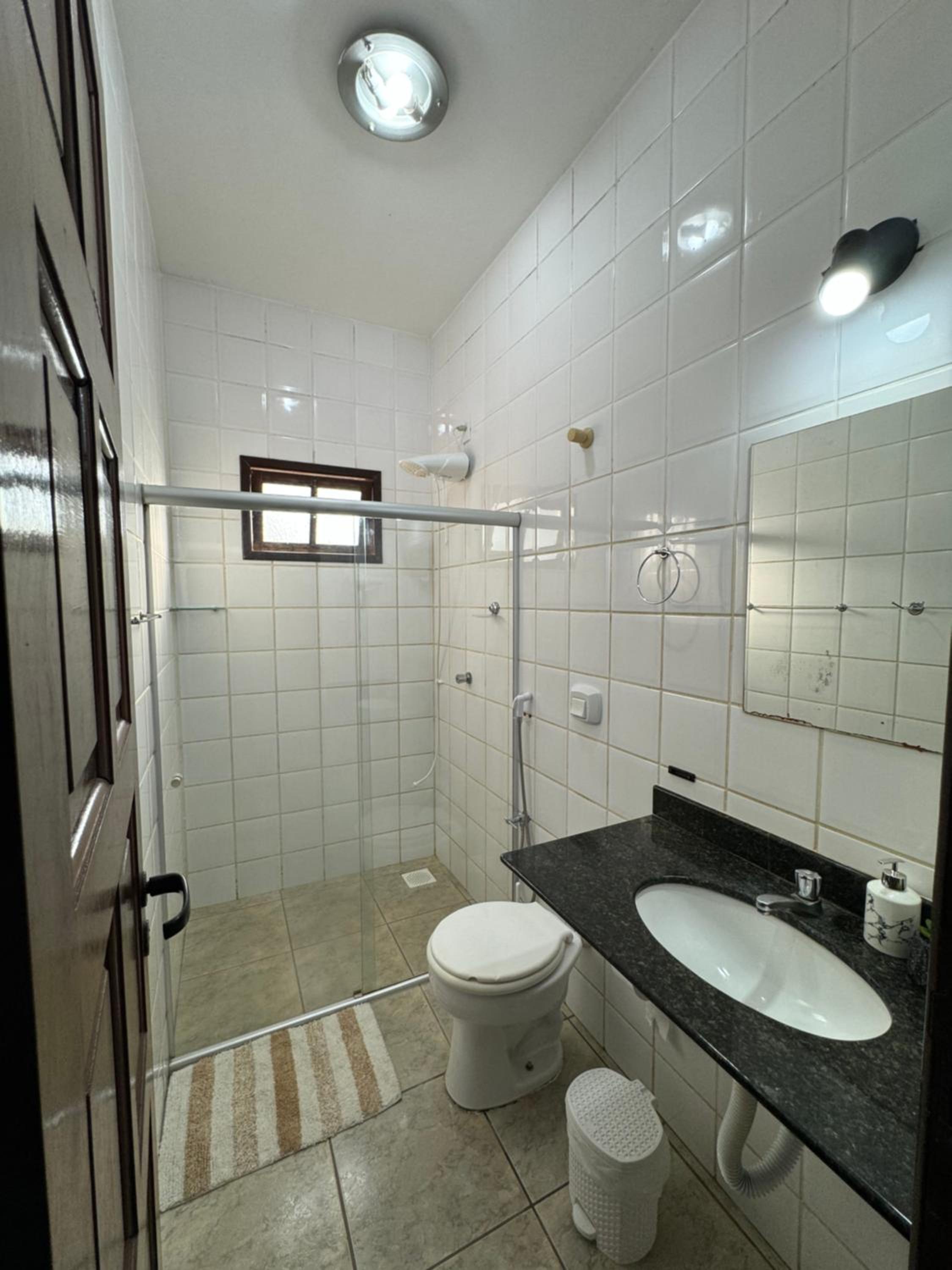 One-Bedroom Apartment - Photo 21
