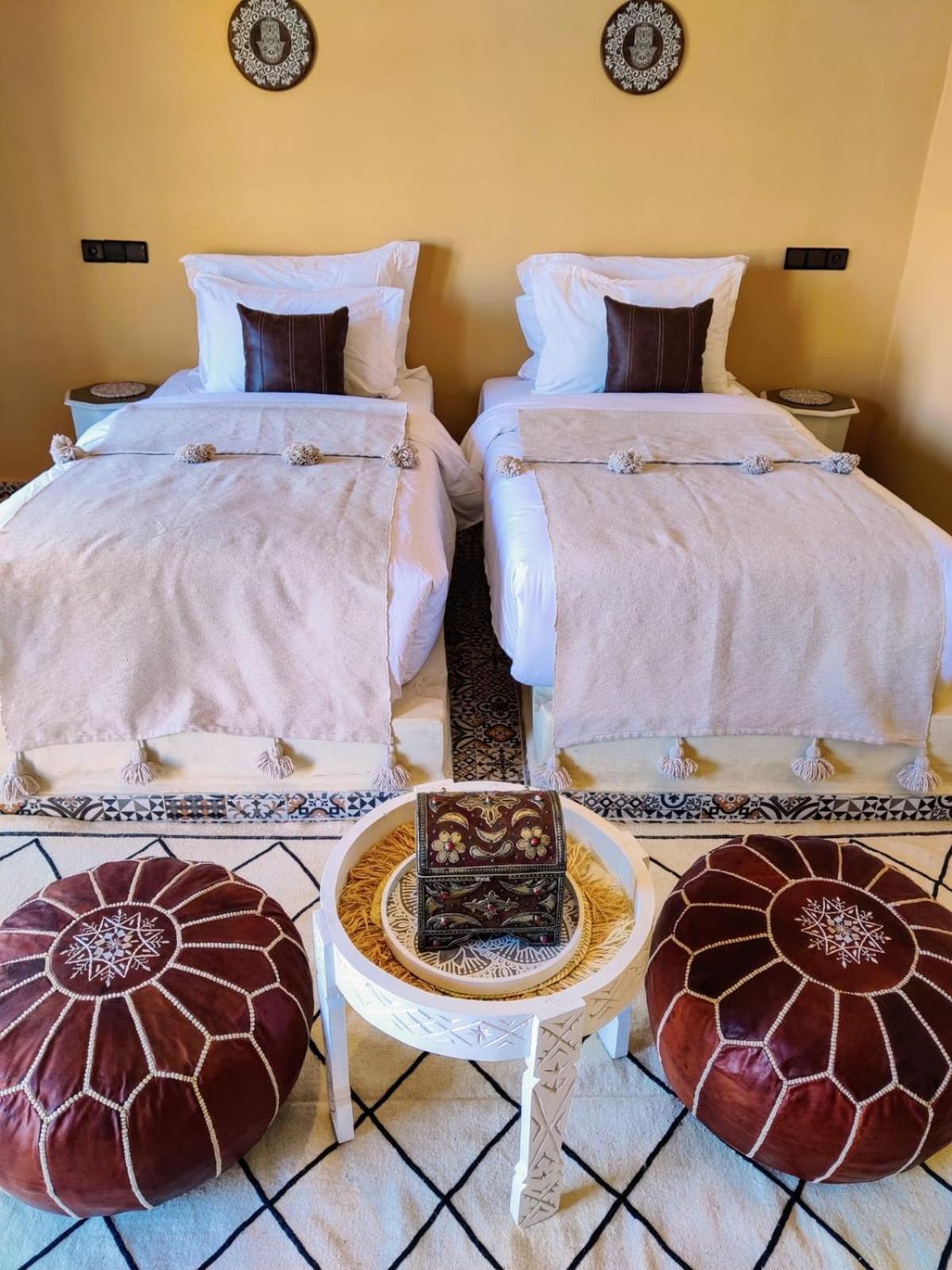 Deluxe Twin Room photo 2