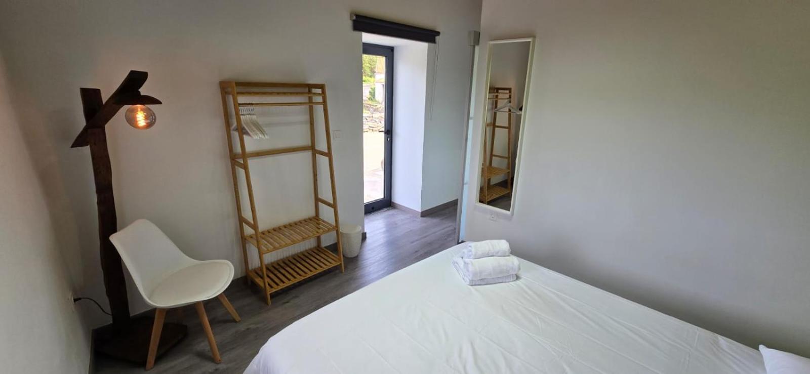One-Bedroom House photo 1