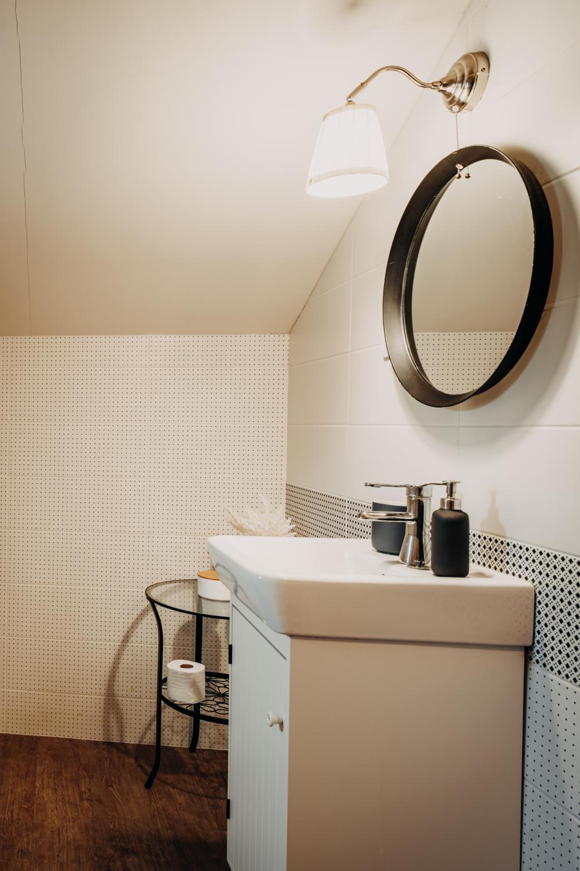 Quadruple Room with Private Bathroom photo 3