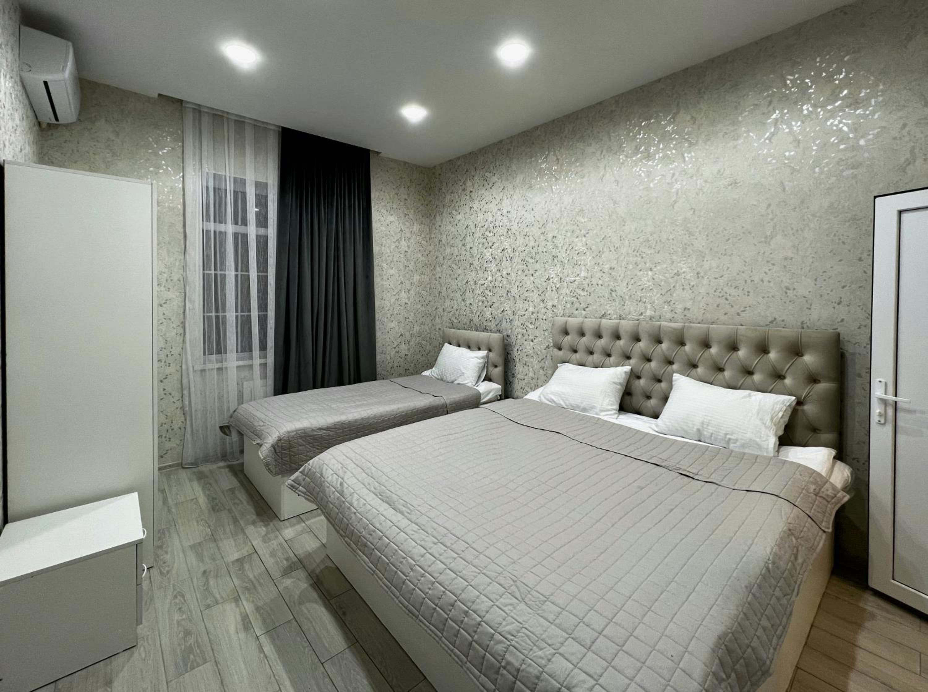 Three-Bedroom Vacation Home  photo 3