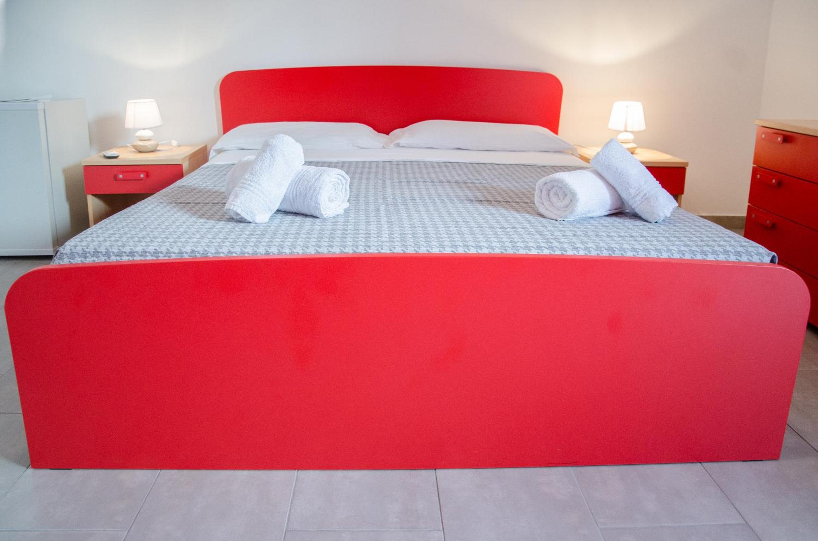 Two Connecting Double Rooms with Sea View