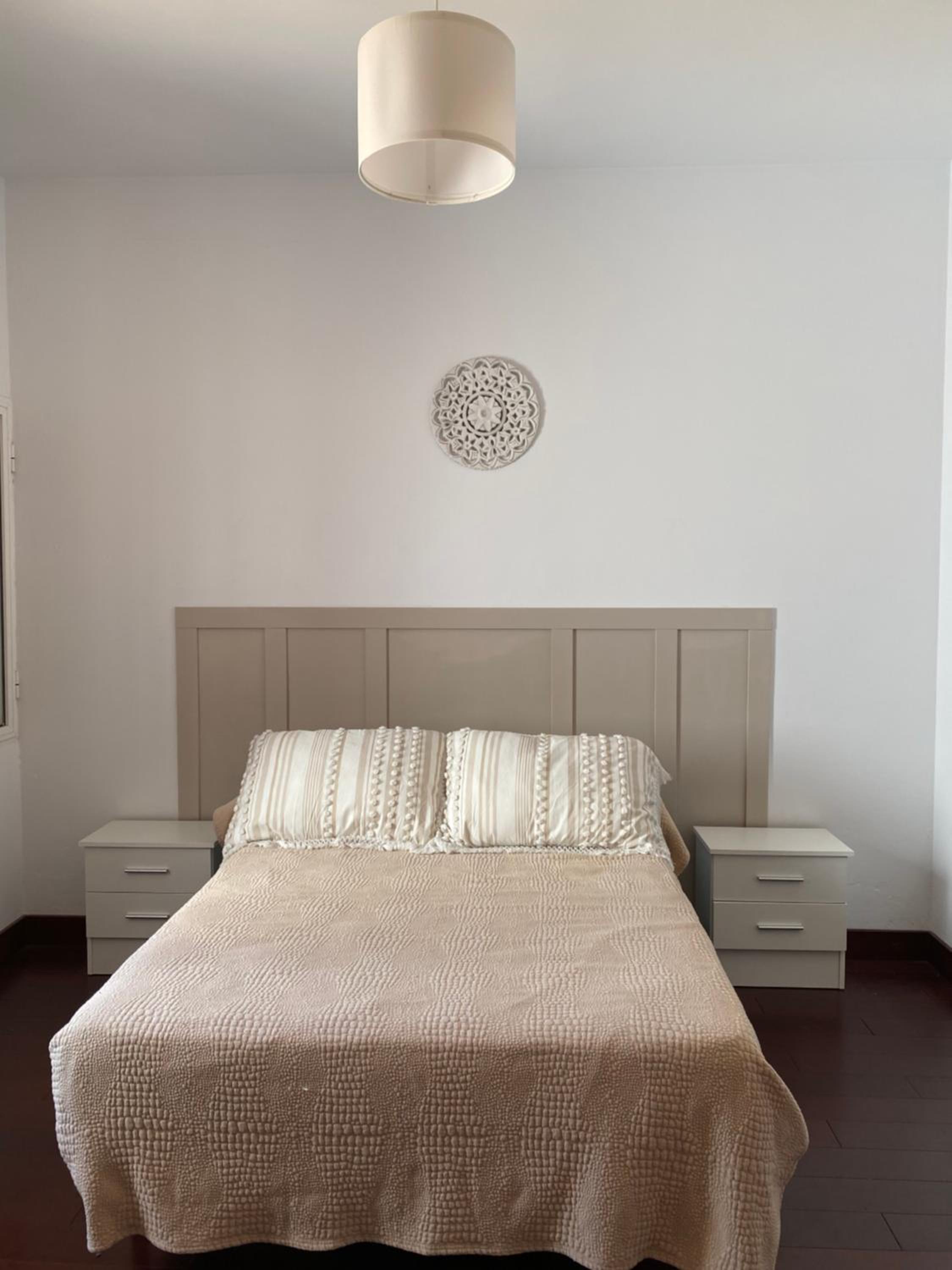 Casa de cuatro habitaciones