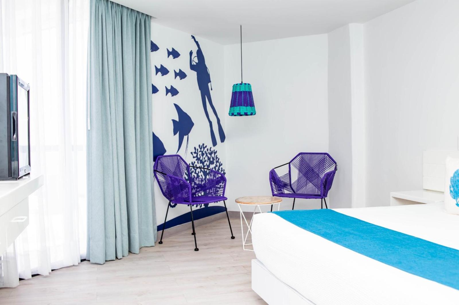 Deluxe Double Room with Sea View - Photo 6