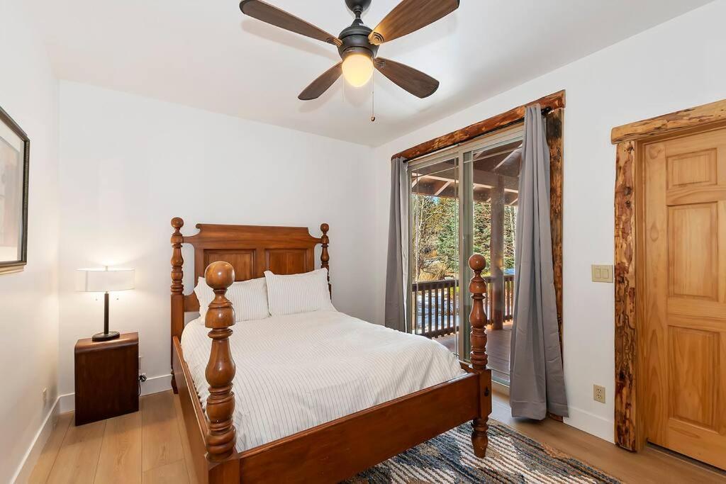 Four-Bedroom House photo 1