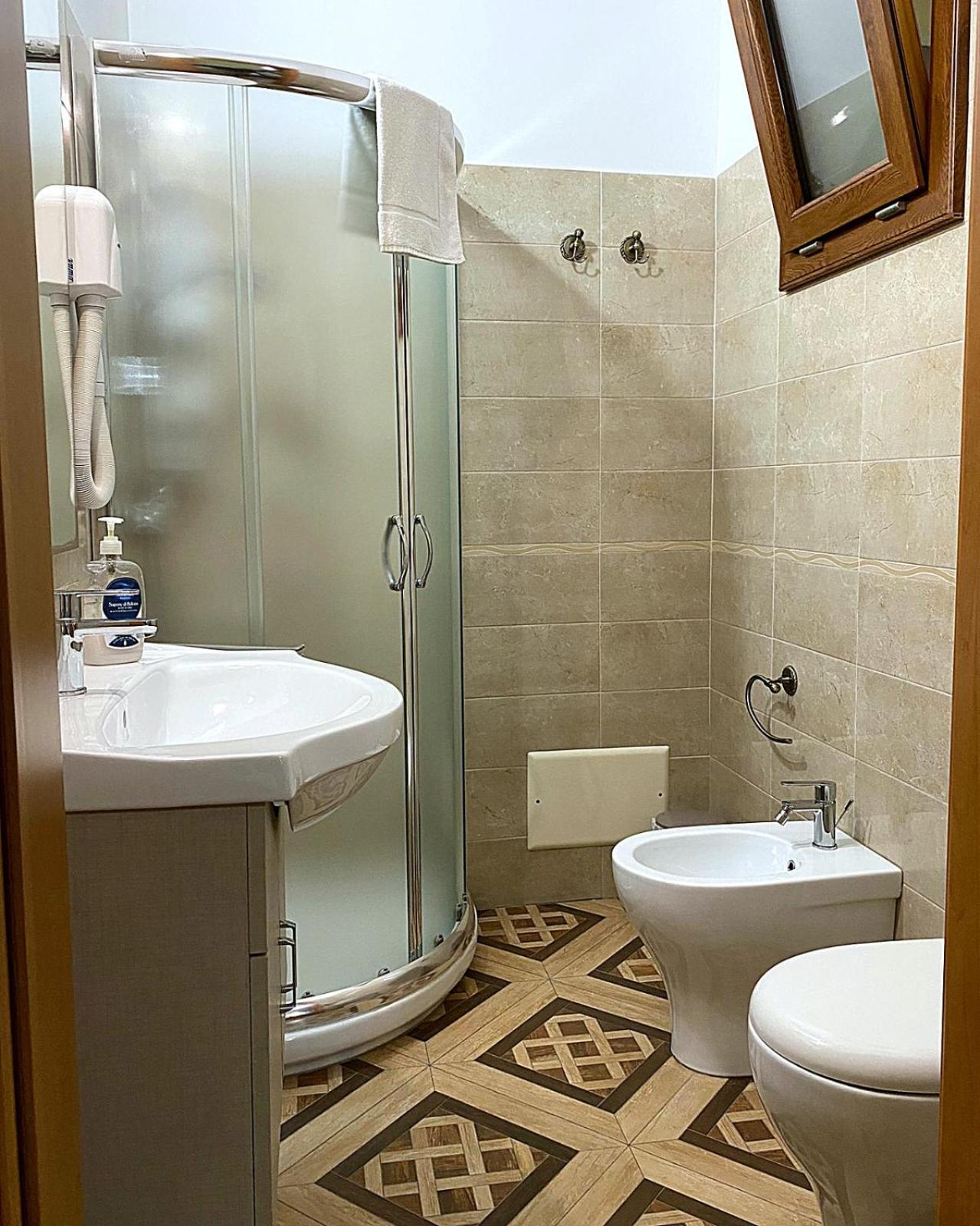 Triple Room photo 3