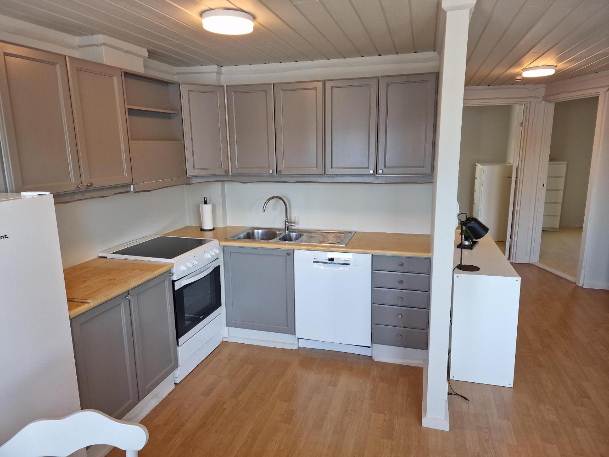 Two-Bedroom Apartment with Balcony and Sea View