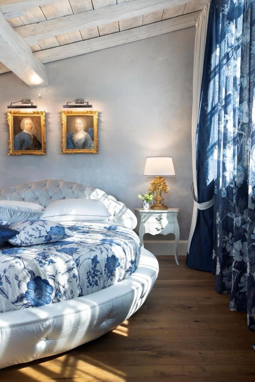 Suite with Terrace - Photo 12