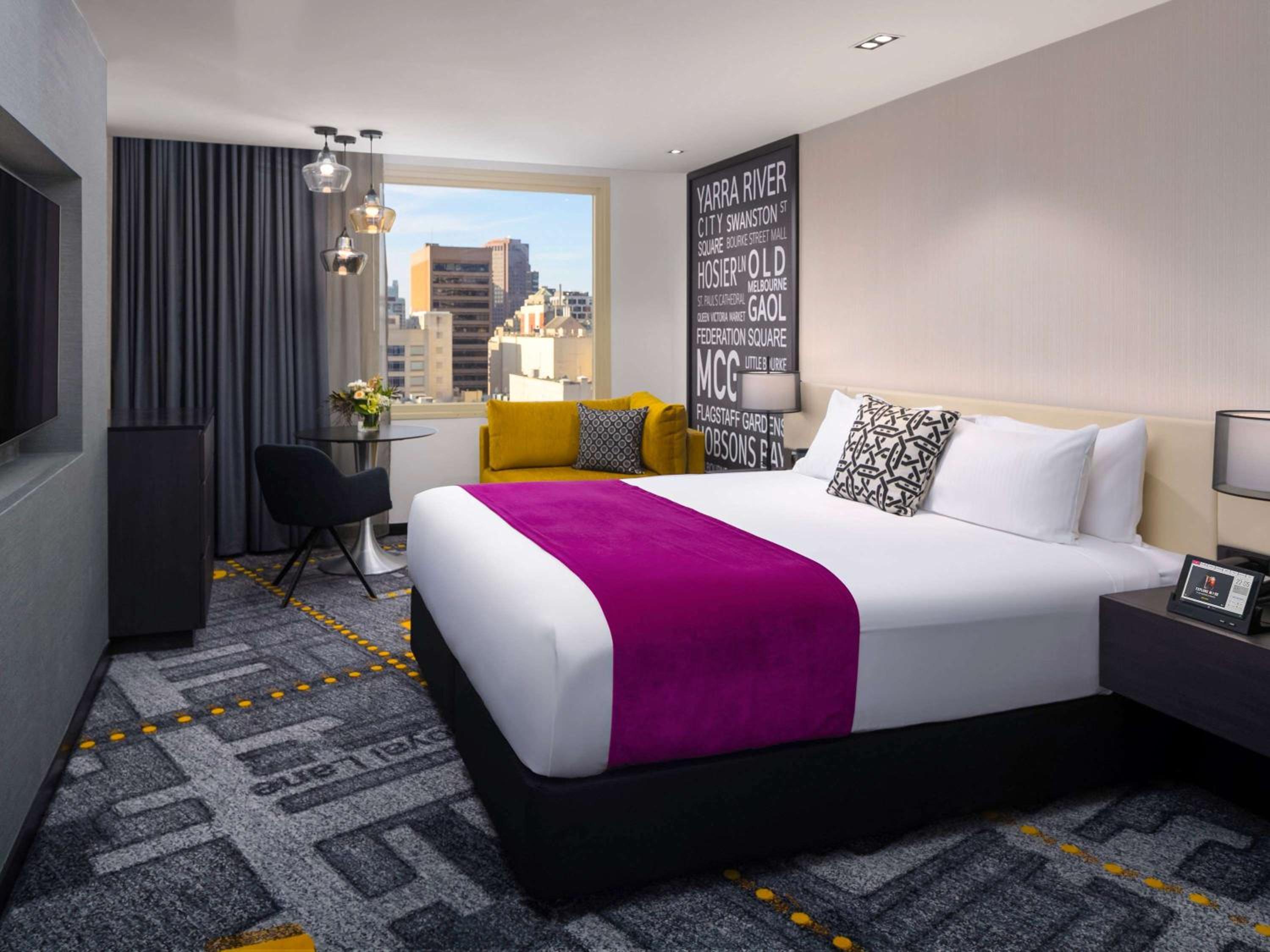 King Superior Room - Club Lounge Access - Photo 1