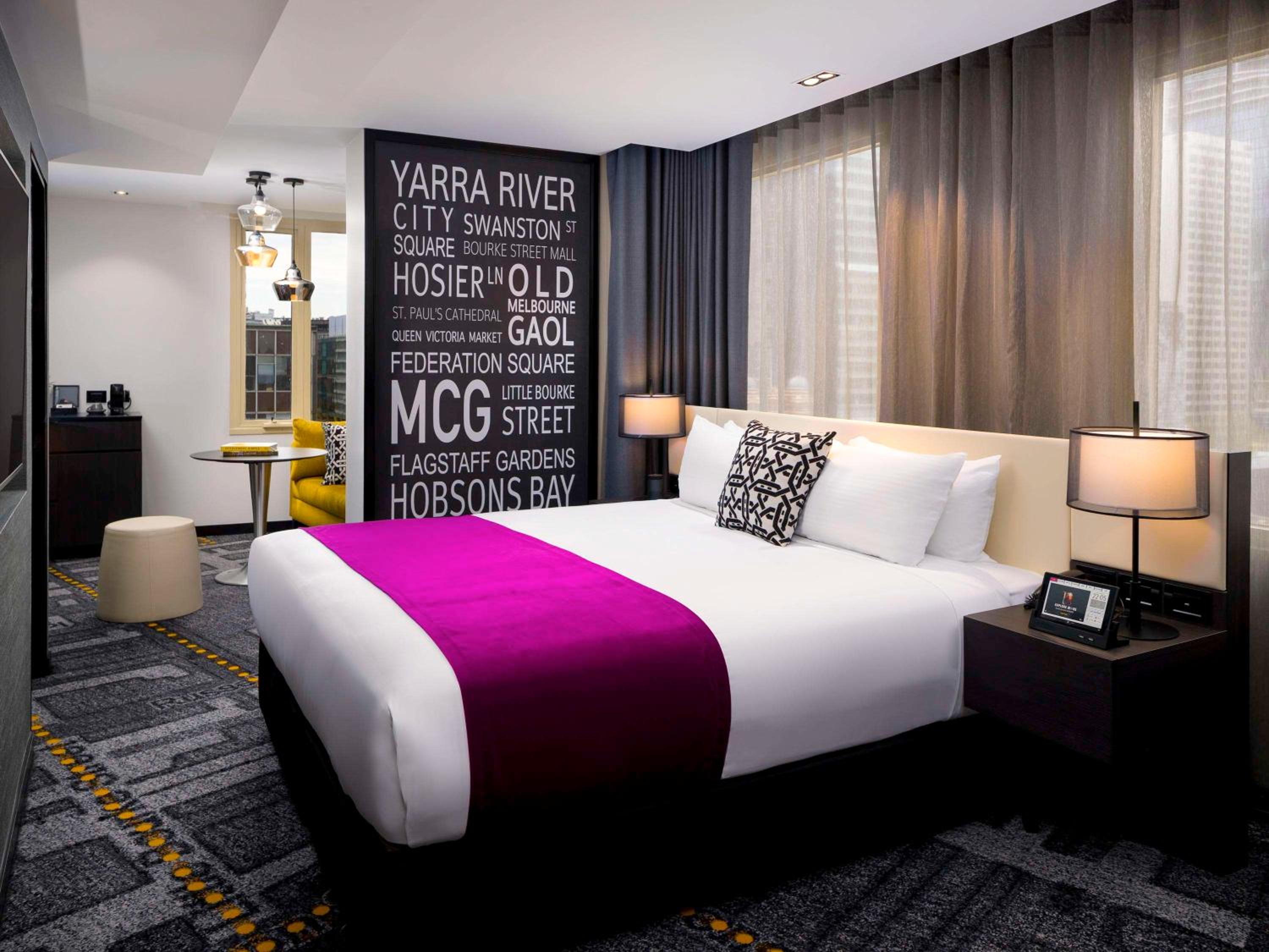 Premium Deluxe King Room - Photo 1