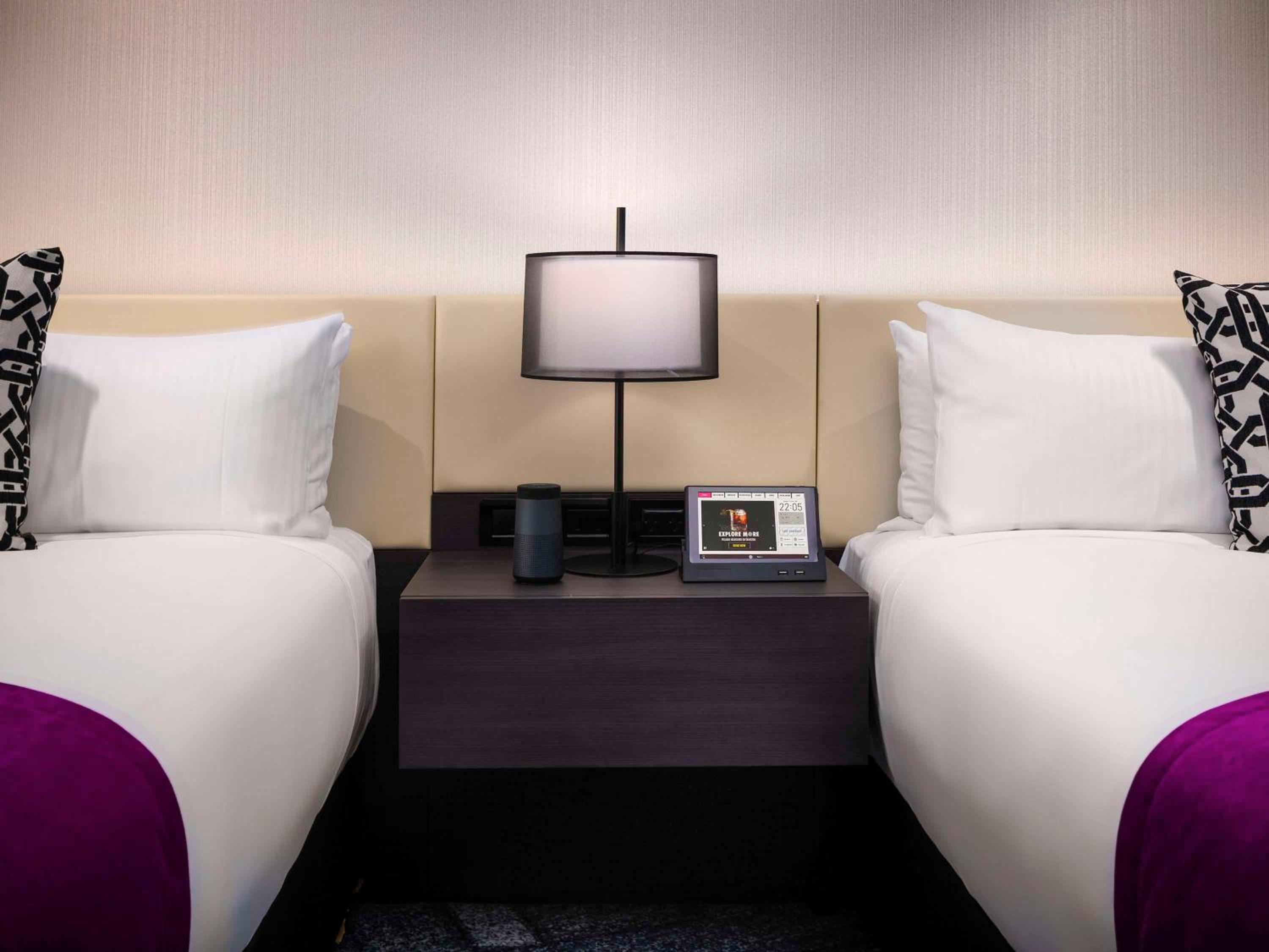Superior Queen Room with Two Queen Beds - Photo 8