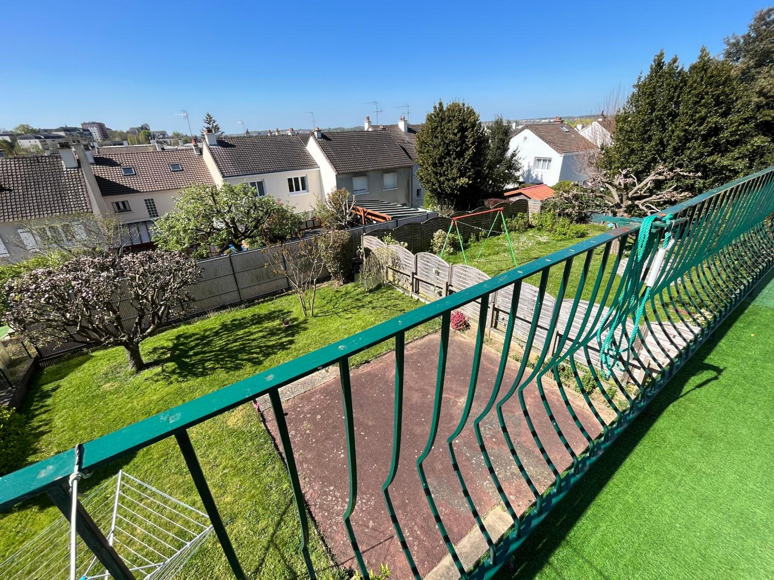 Villa photo 2