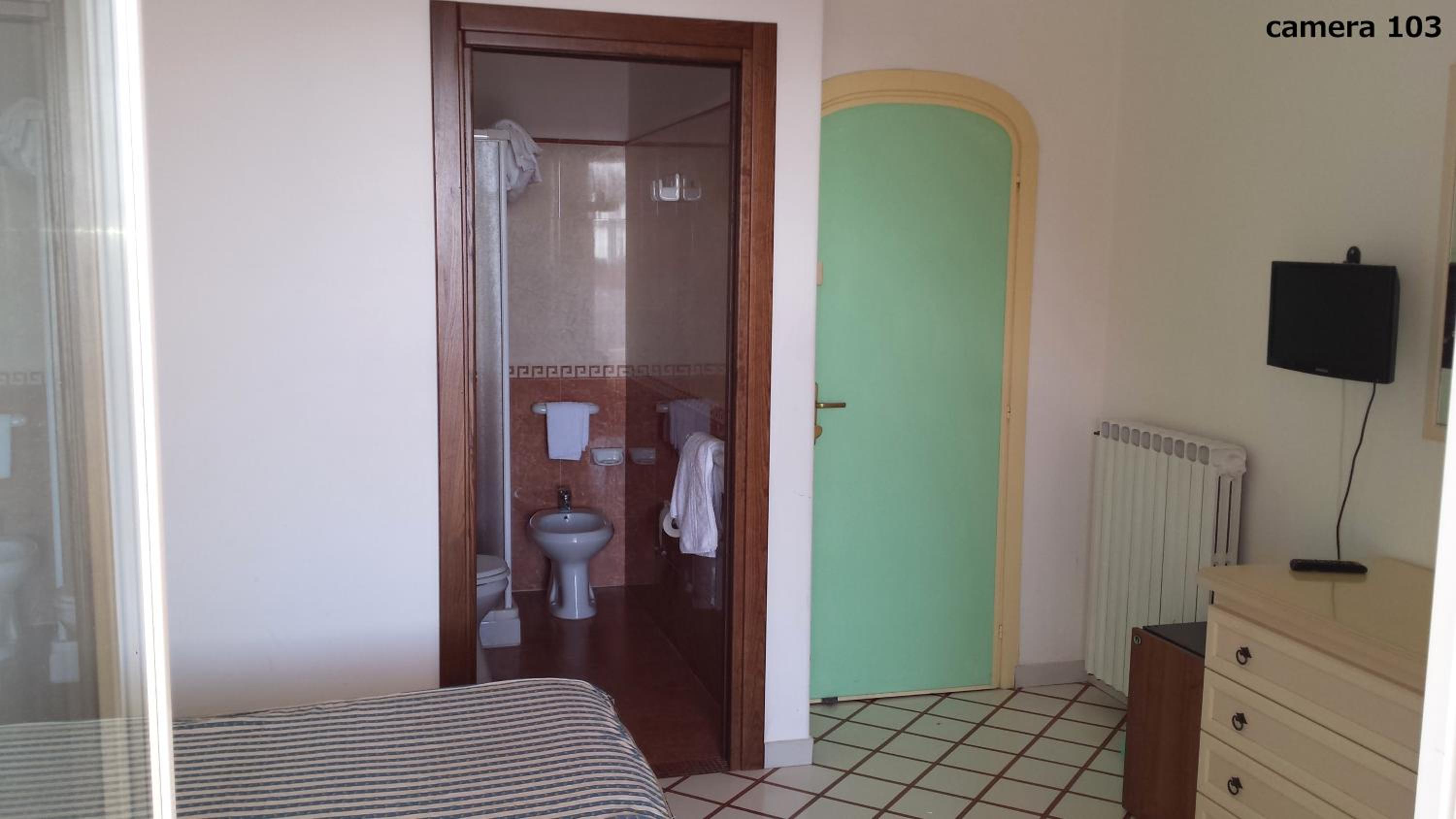 Standard Double with Sea View - Photo 11