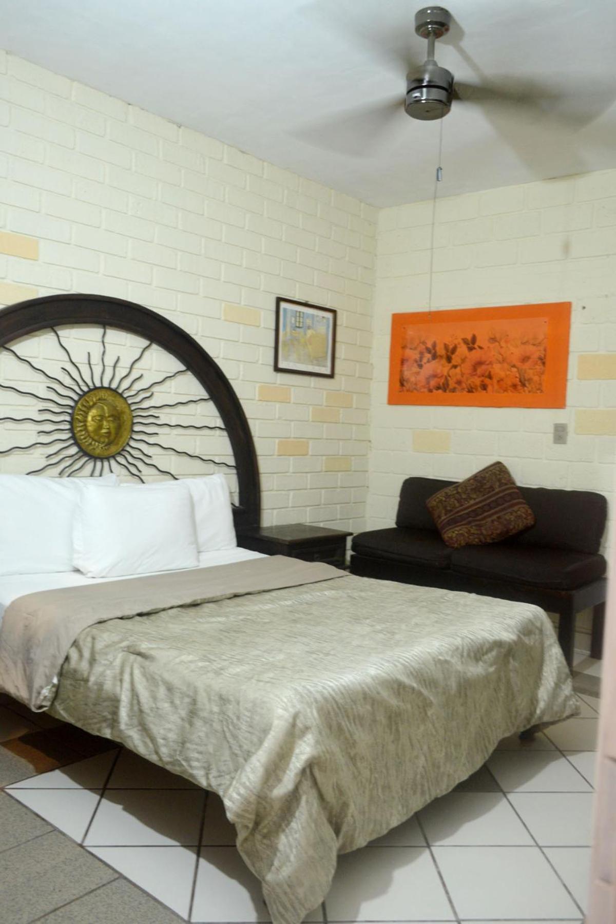Deluxe Queen Room photo 3