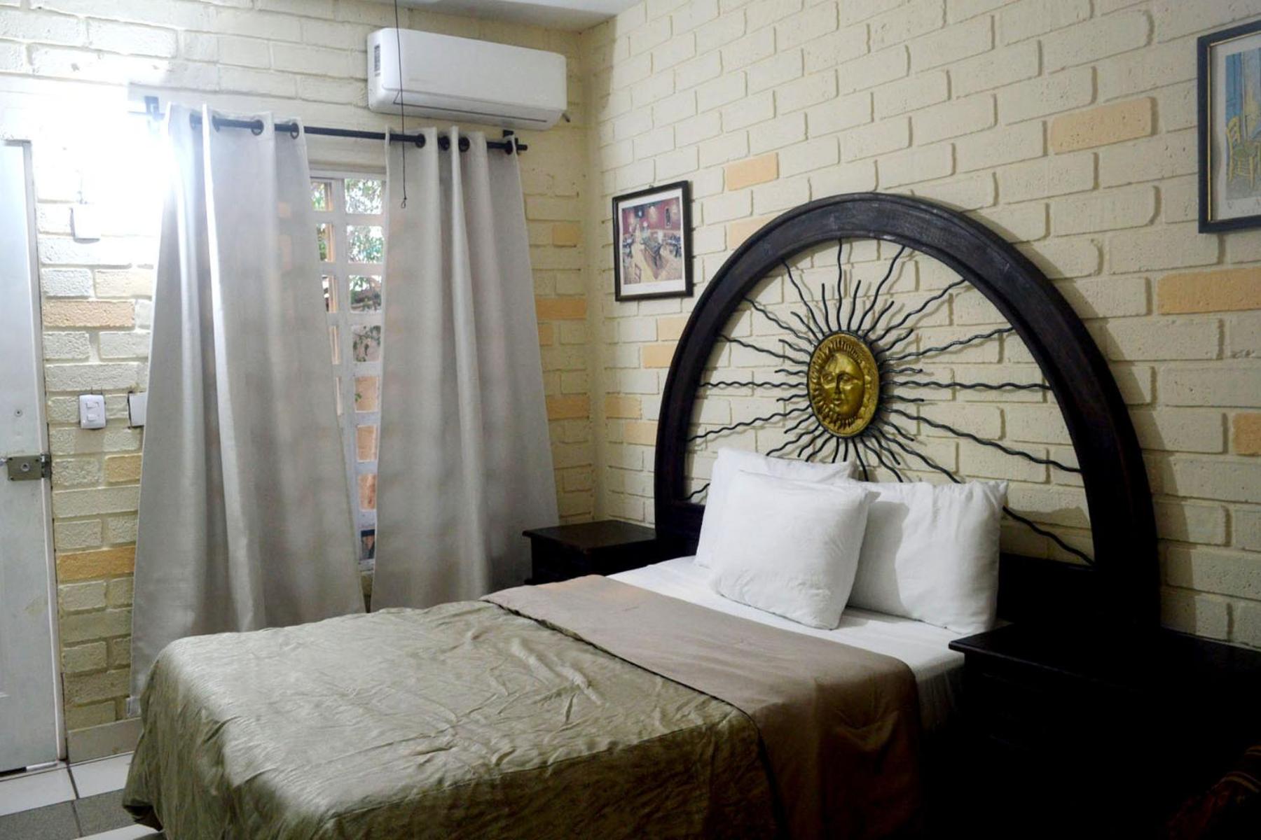 Deluxe Queen Room photo 2